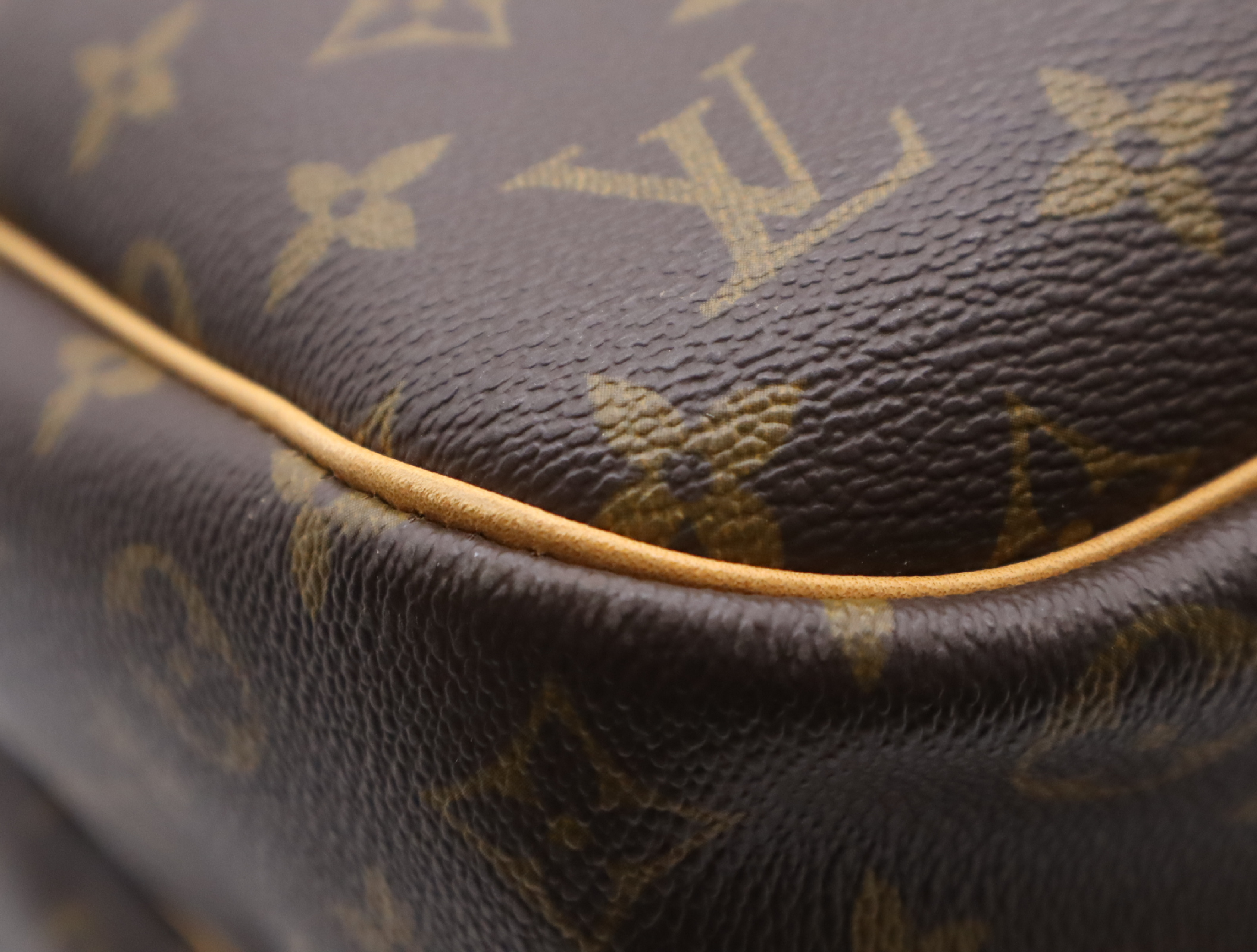 M41399 Monogram Alizé 24H Boston Bag — view 6
