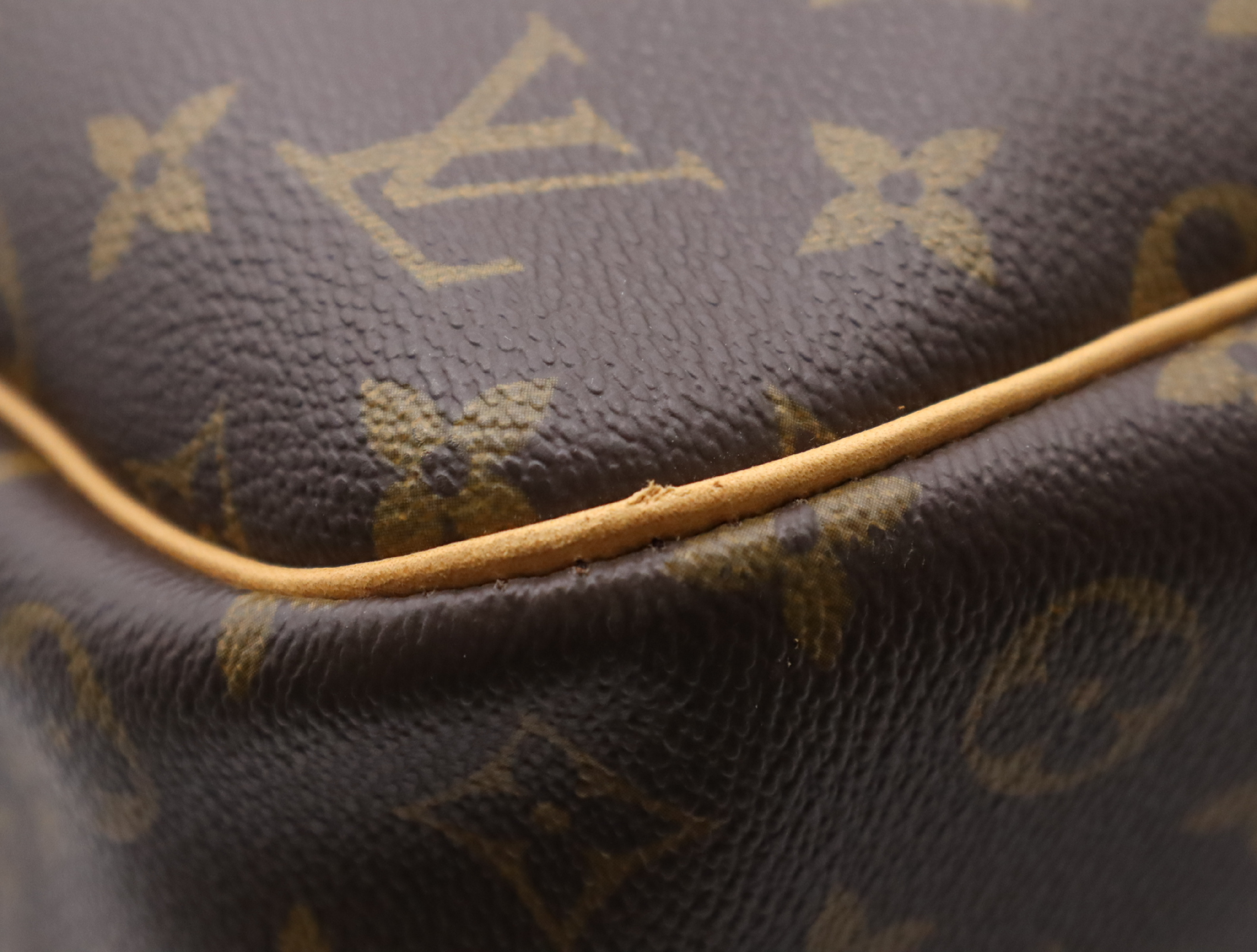 M41399 Monogram Alizé 24H Boston Bag — view 7