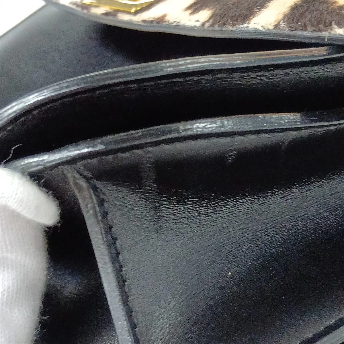 Classic Box Leather x Calf Hair Shoulder Bag Brown x Black — view 13
