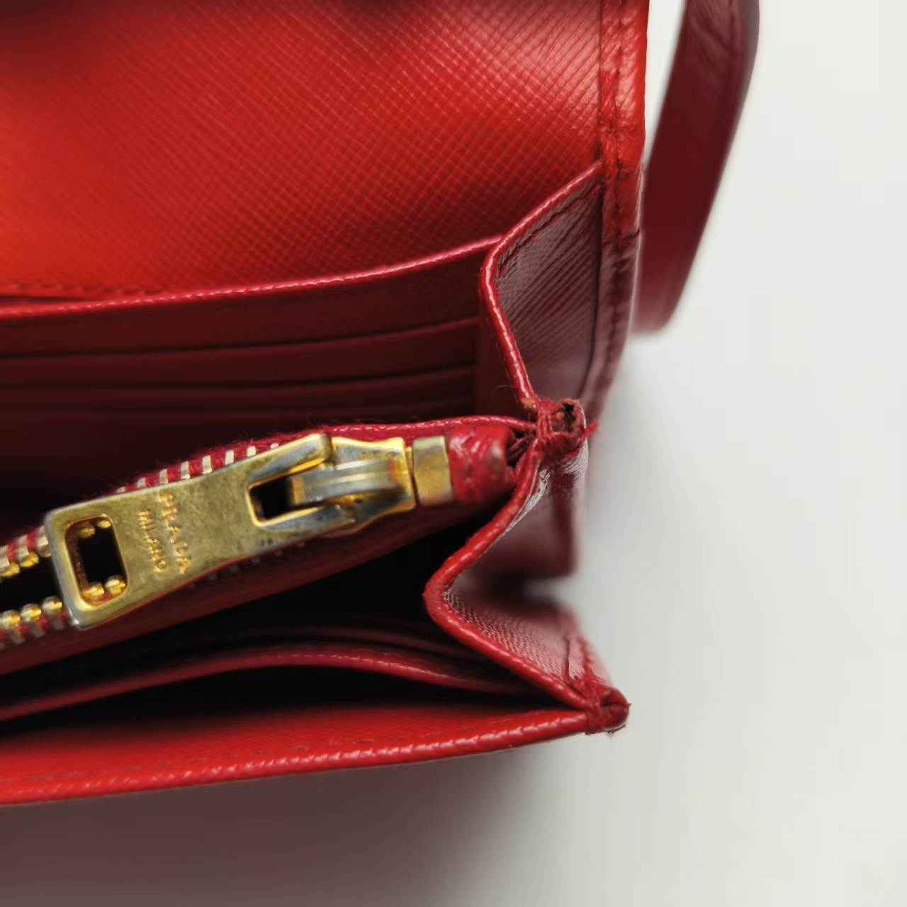 【*Shipped from: China*】PRADA Leather Shoulder Bag — view 9