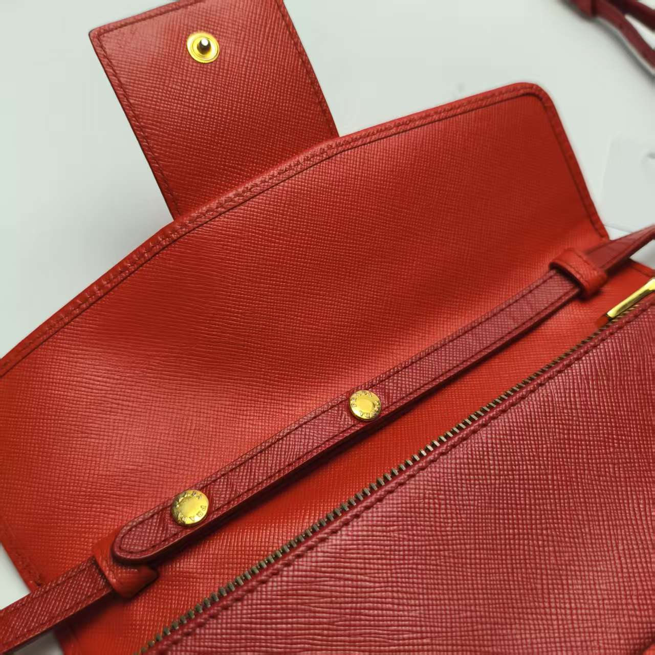 【*Shipped from: China*】PRADA Leather Shoulder Bag — view 10