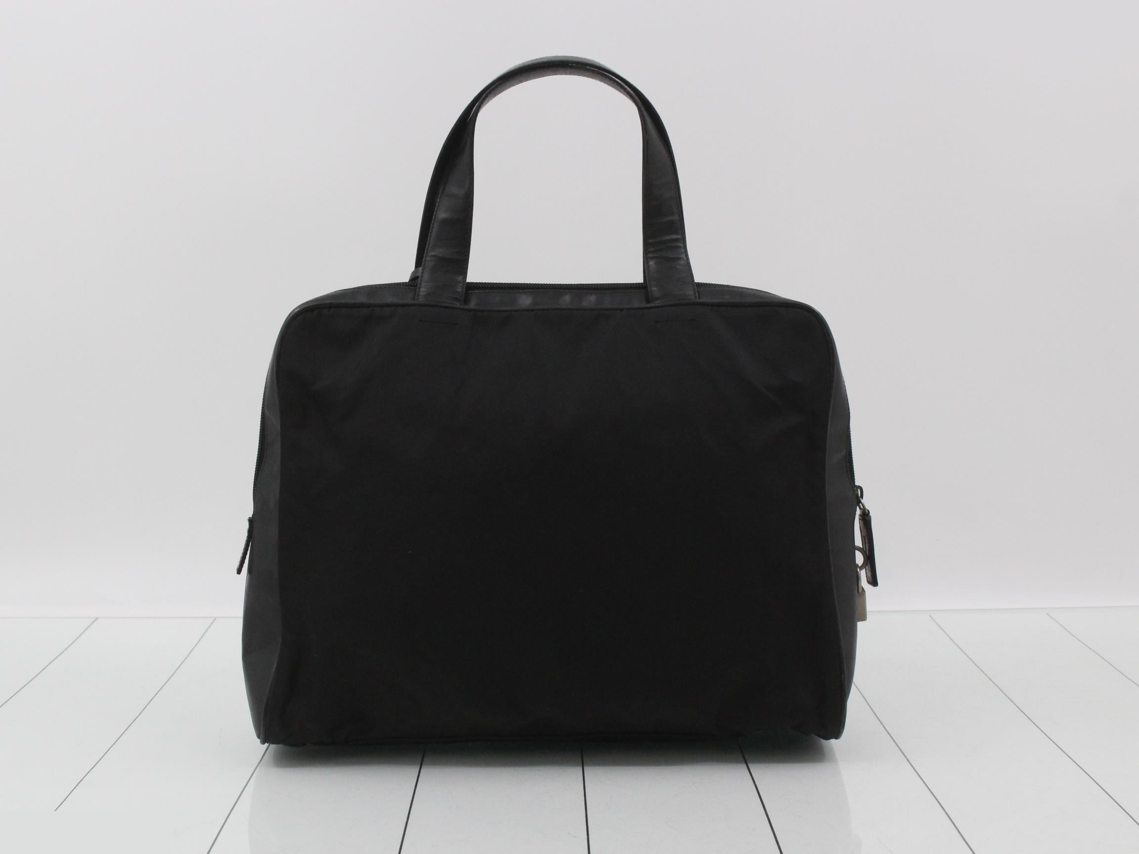 Nylon enamel triangular plate handbag — view 2