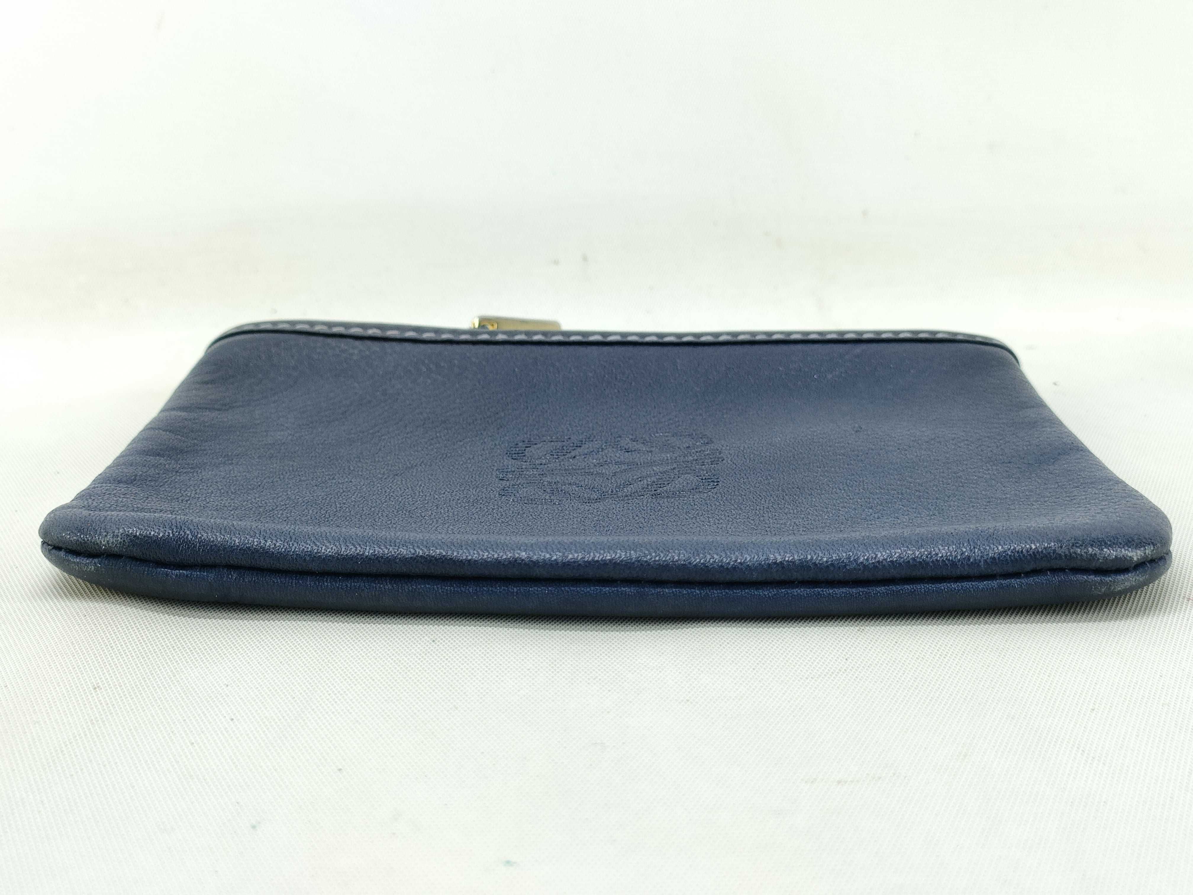 Pouch — view 4
