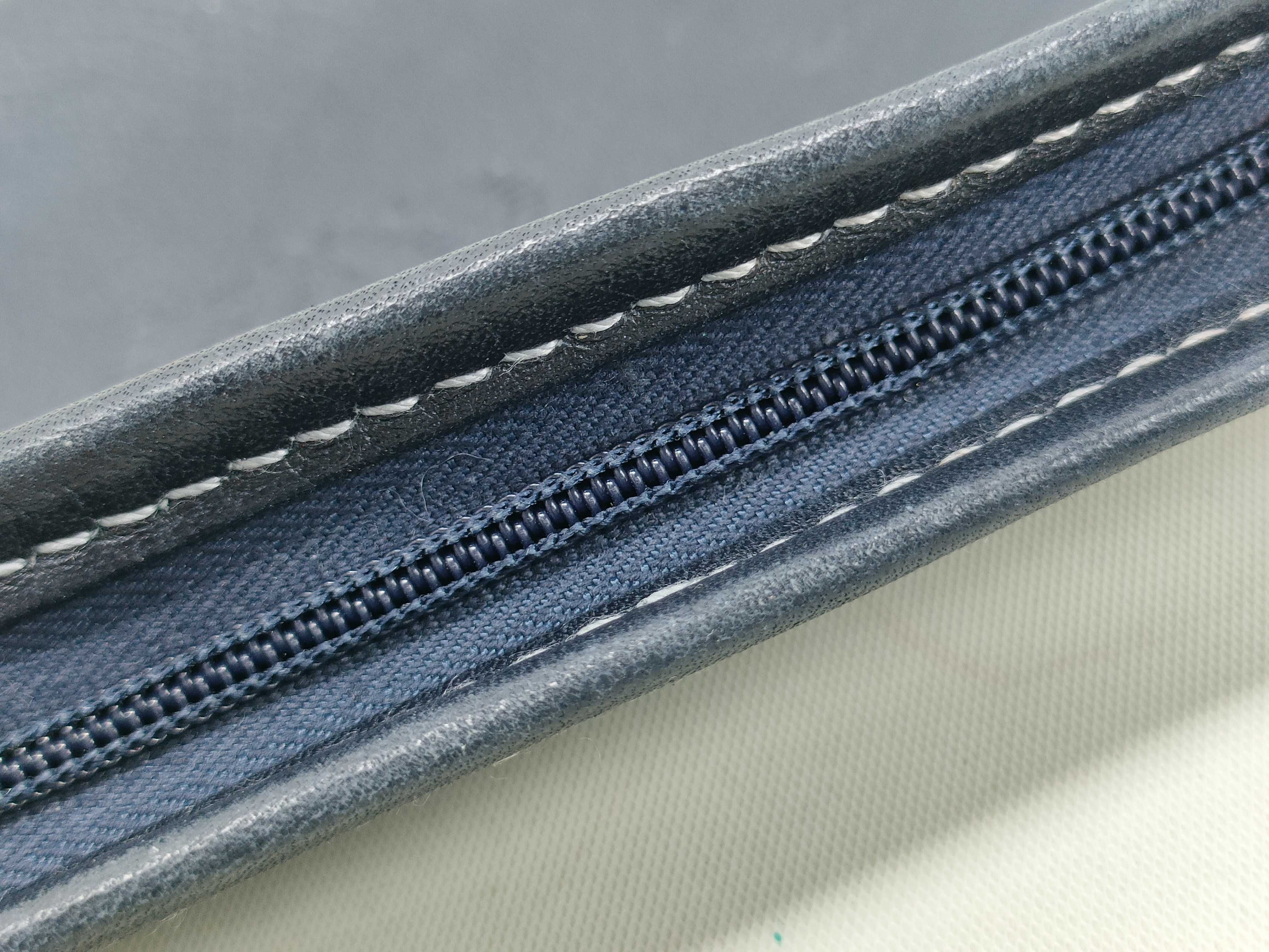 Pouch — view 7