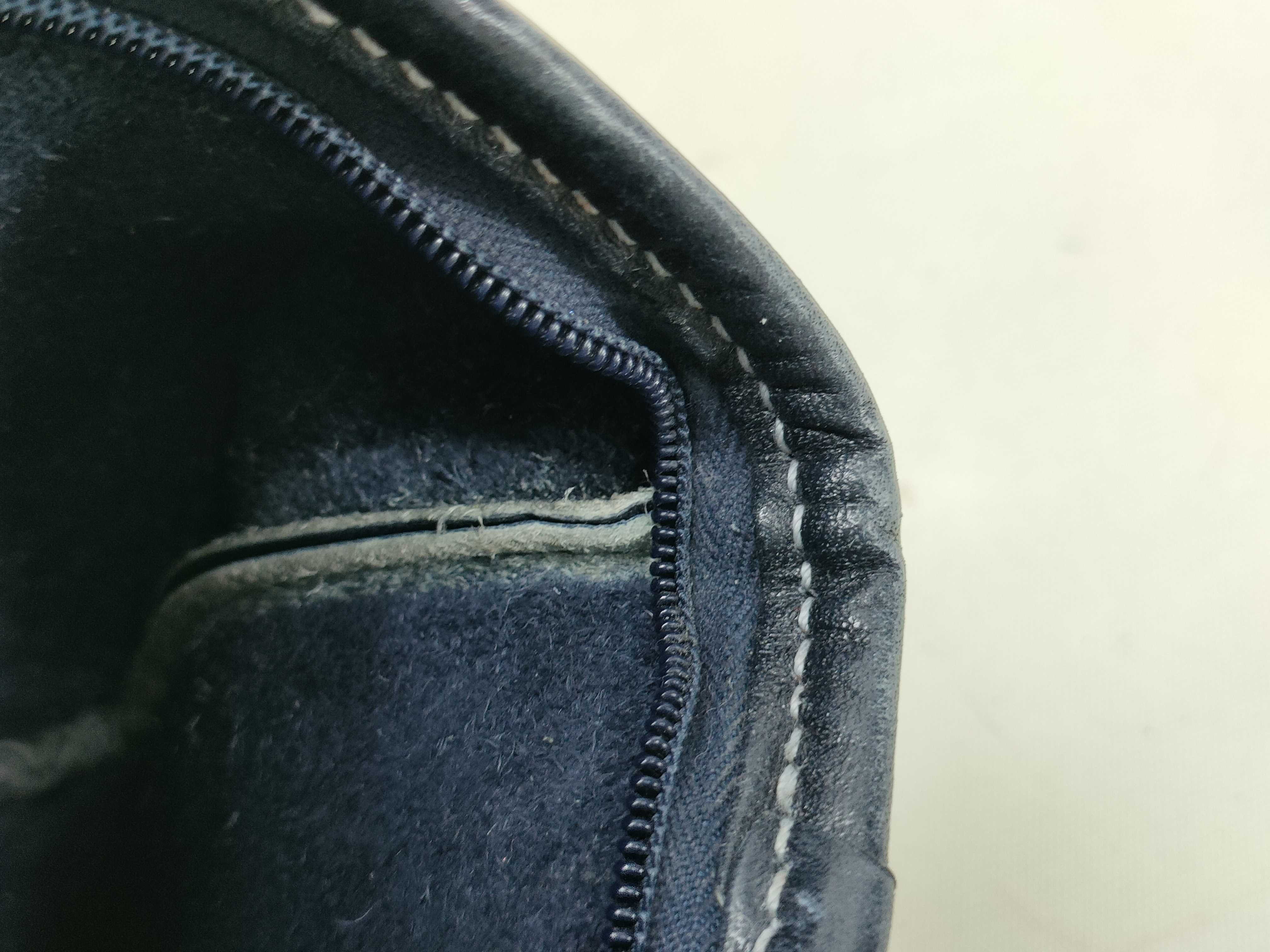 Pouch — view 9