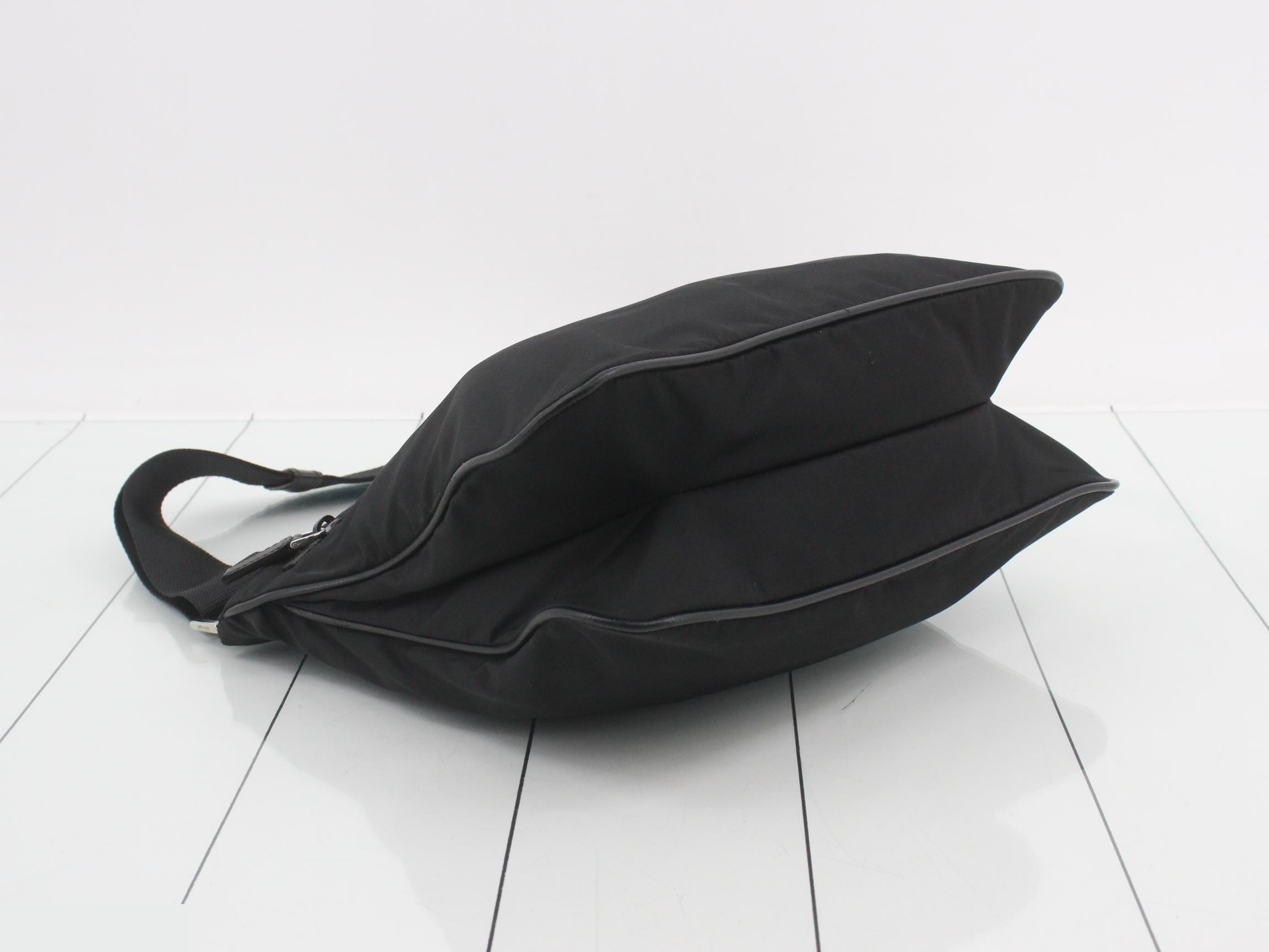 Logo Triangle Plate Shoulder Bag — view 5