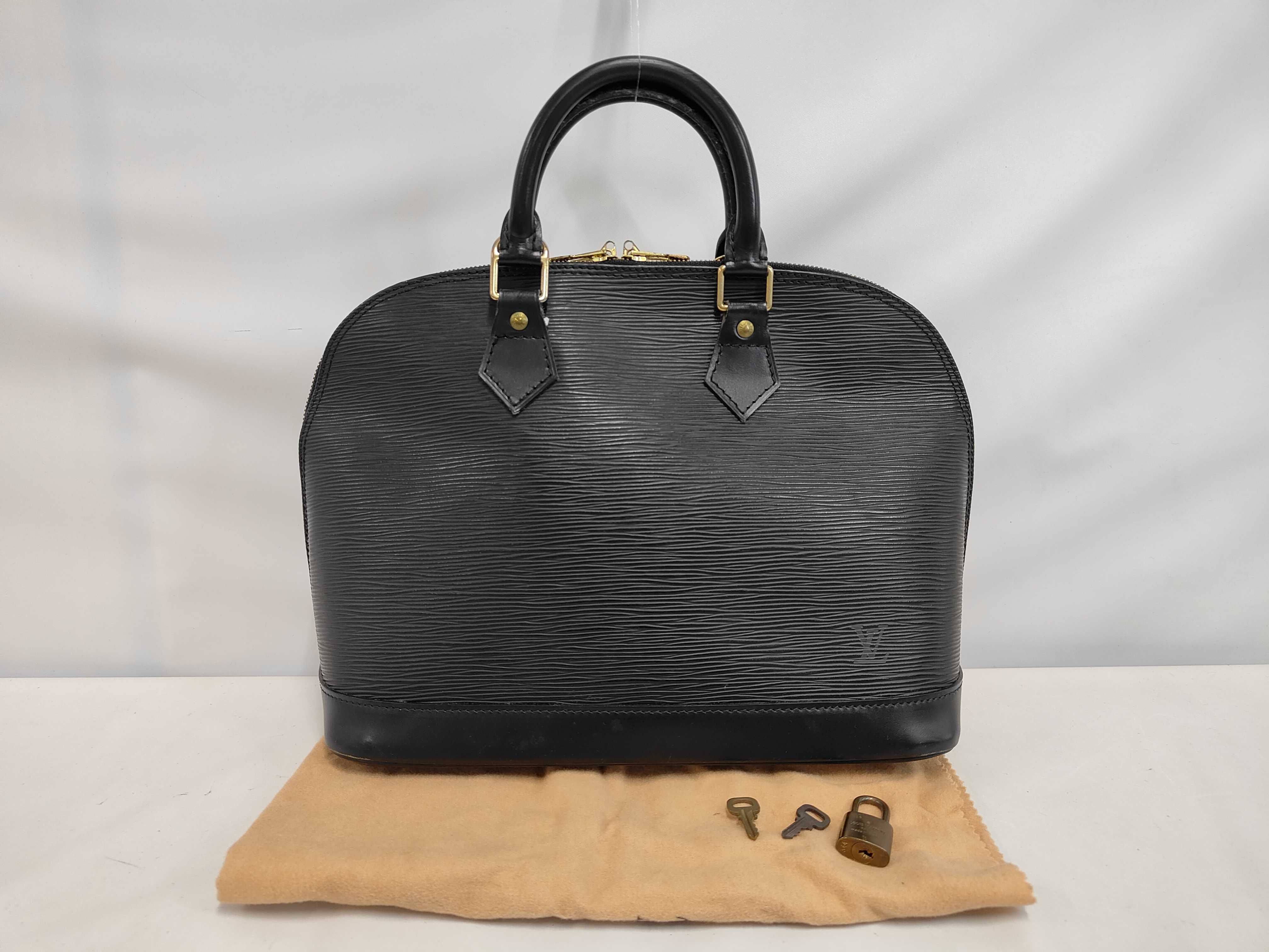 Epi Alma Handbag