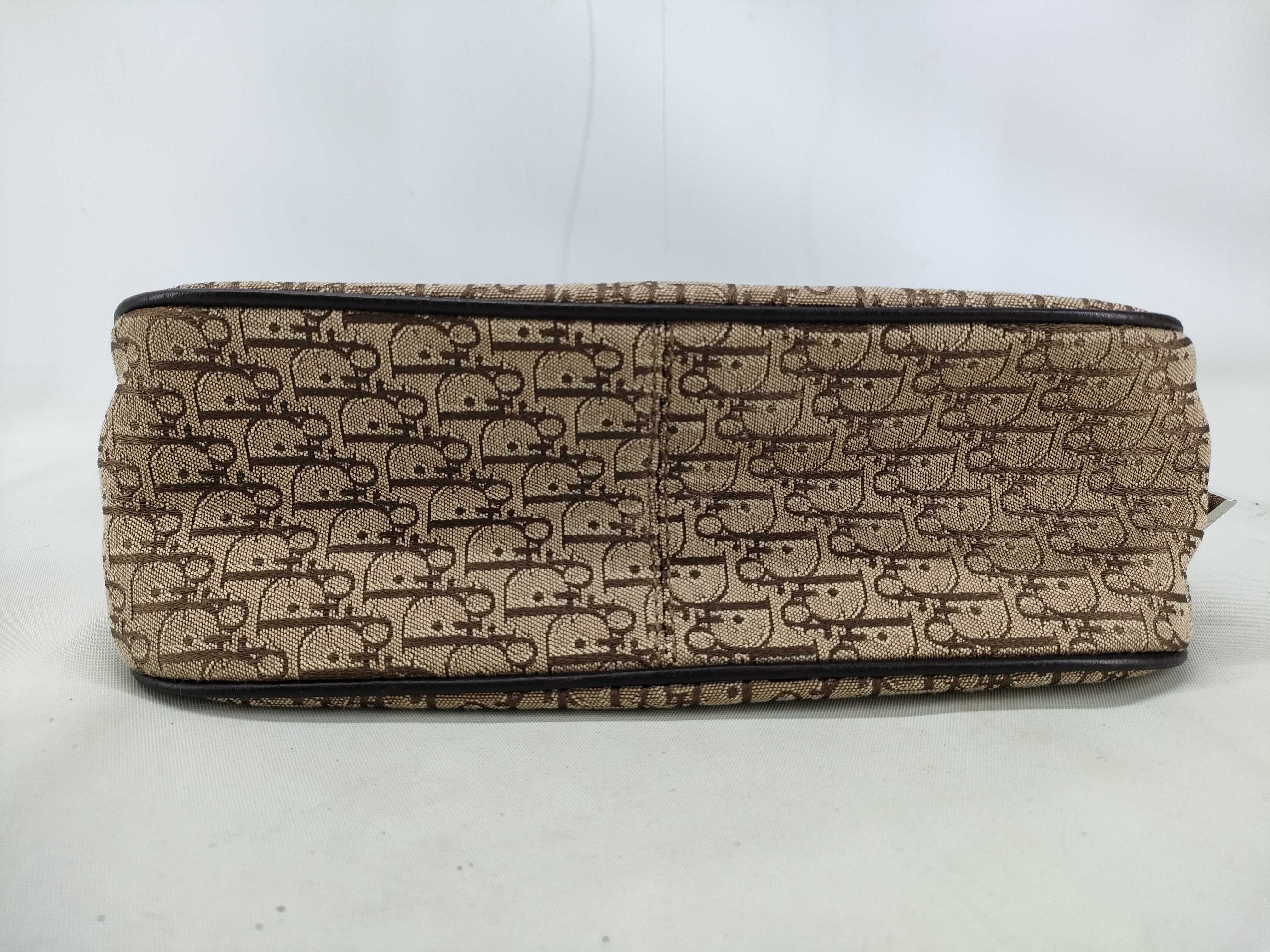street chic bag handbag — view 3