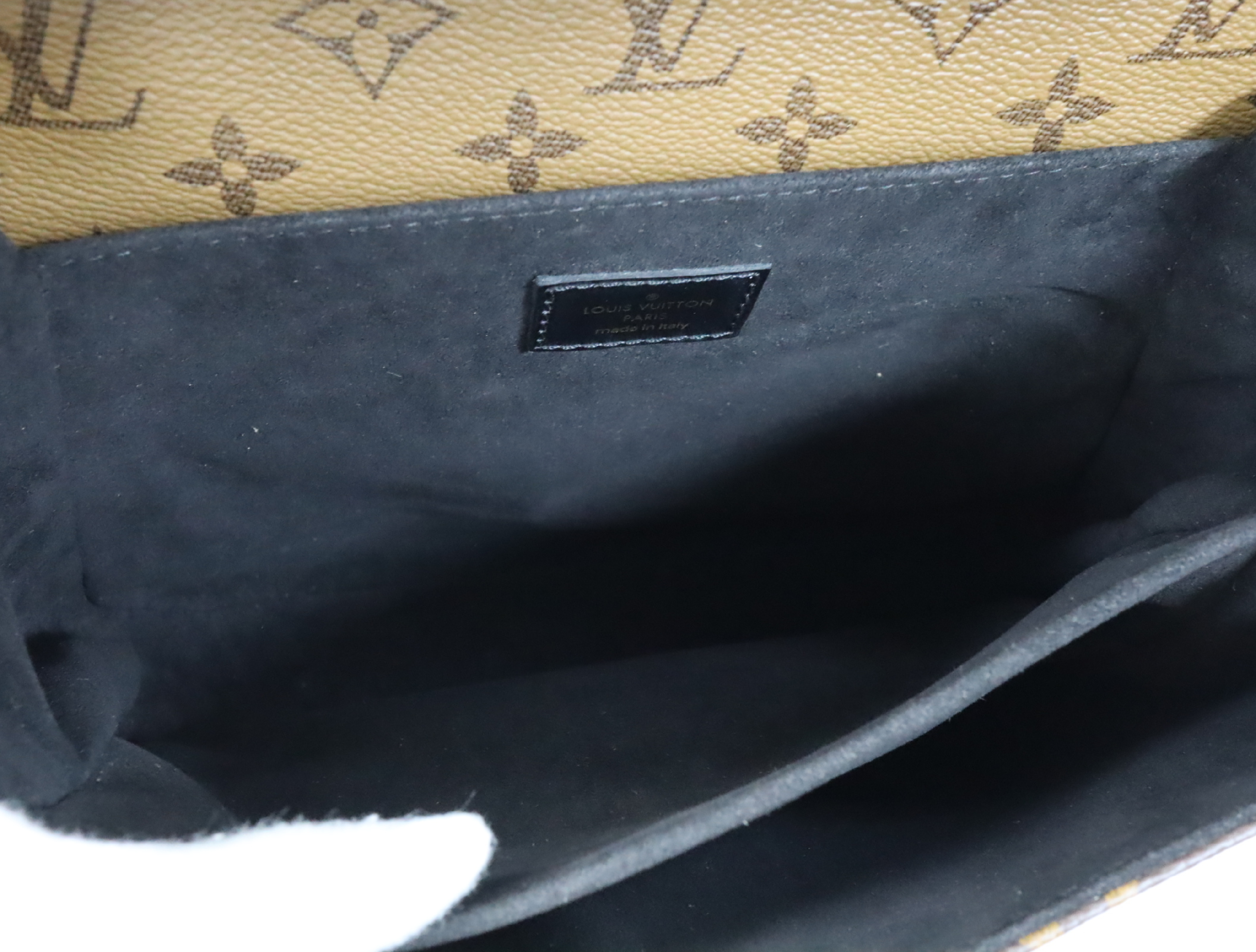 Monogram Reverse Pochette Metis MM M44876 Shoulder Bag (RFID detected) — view 15
