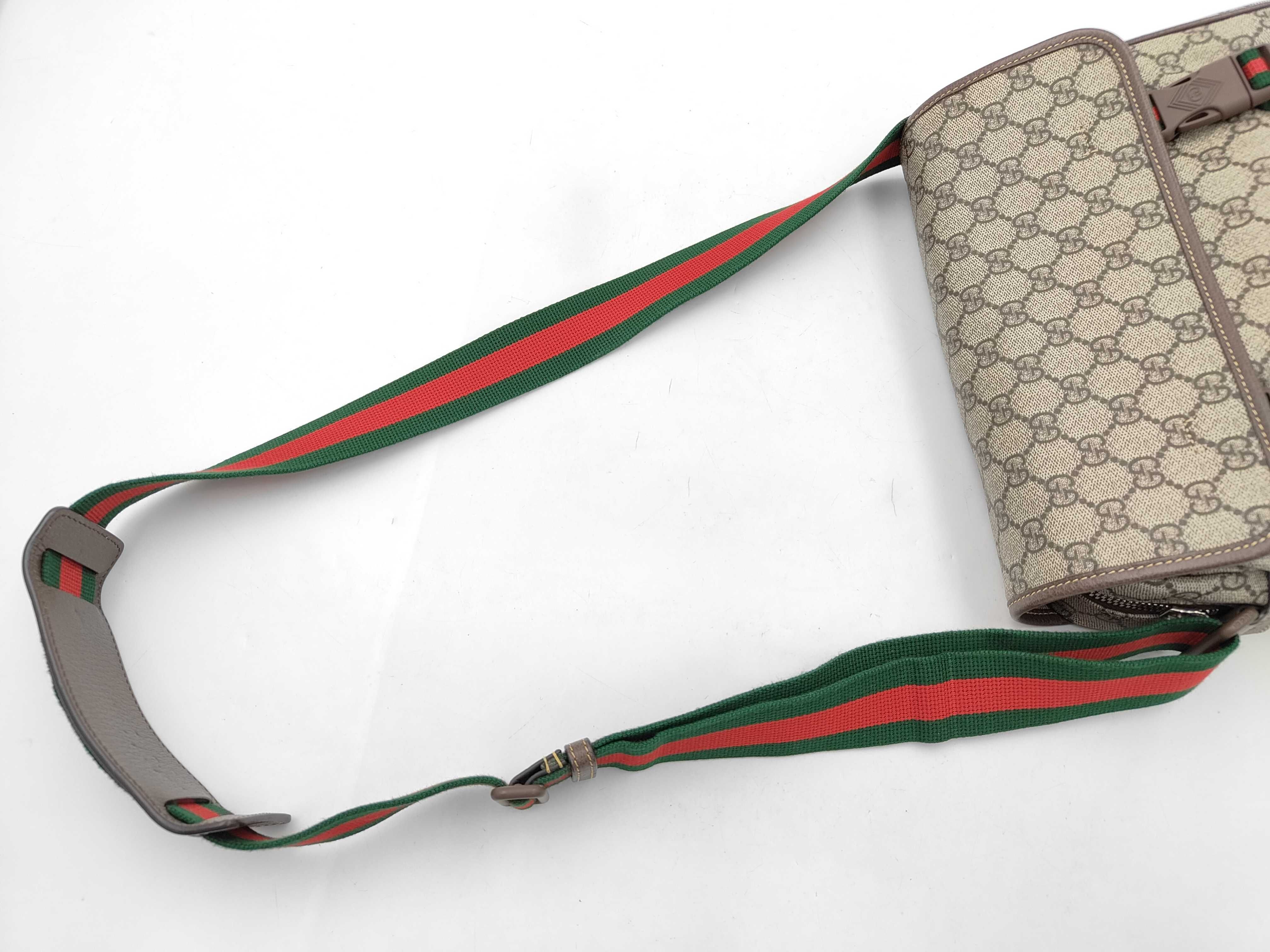 GG Supreme 760123 Shoulder Bag — view 5