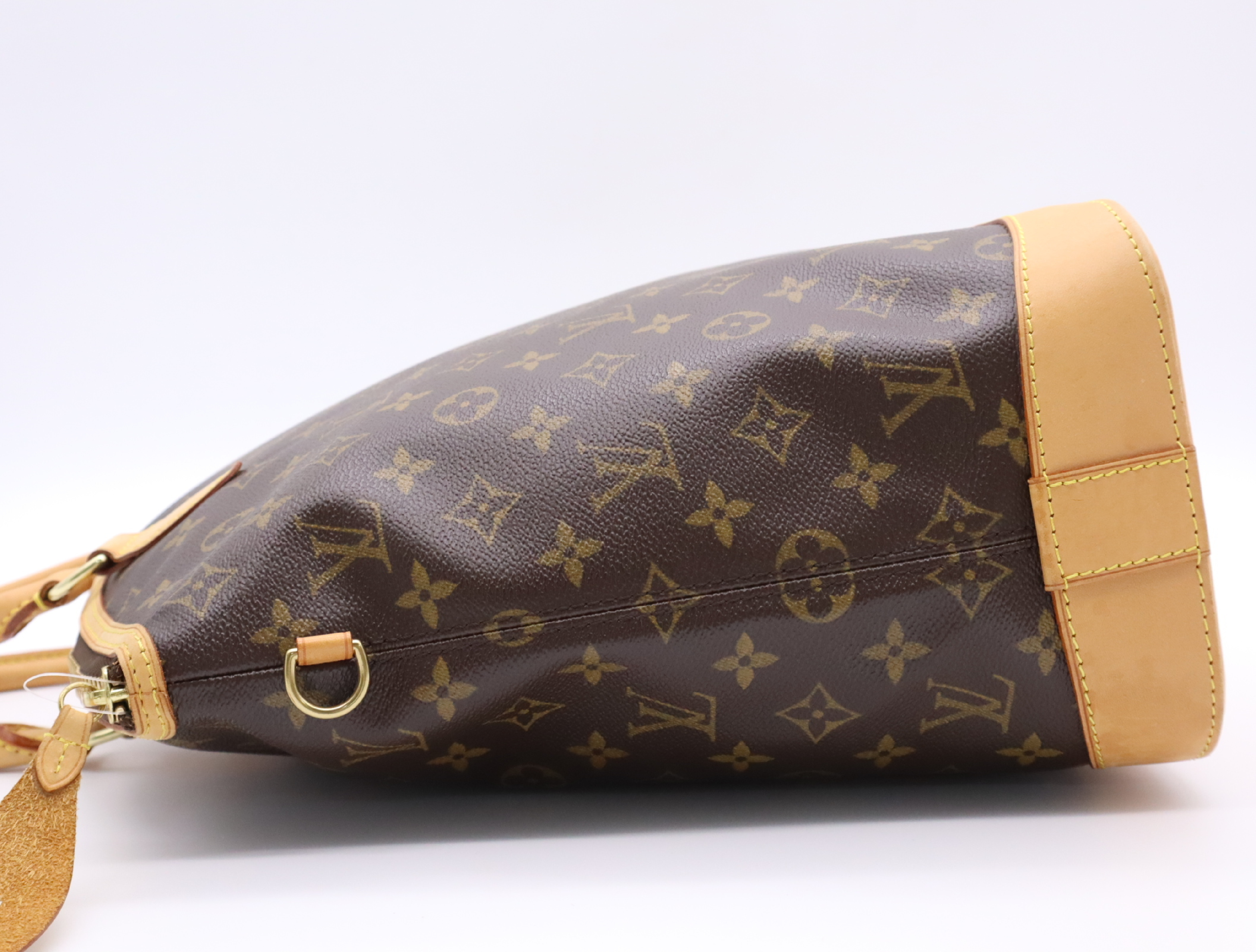 M40103 Monogram Lockit Vertical Handbag with Dust Bag — view 3