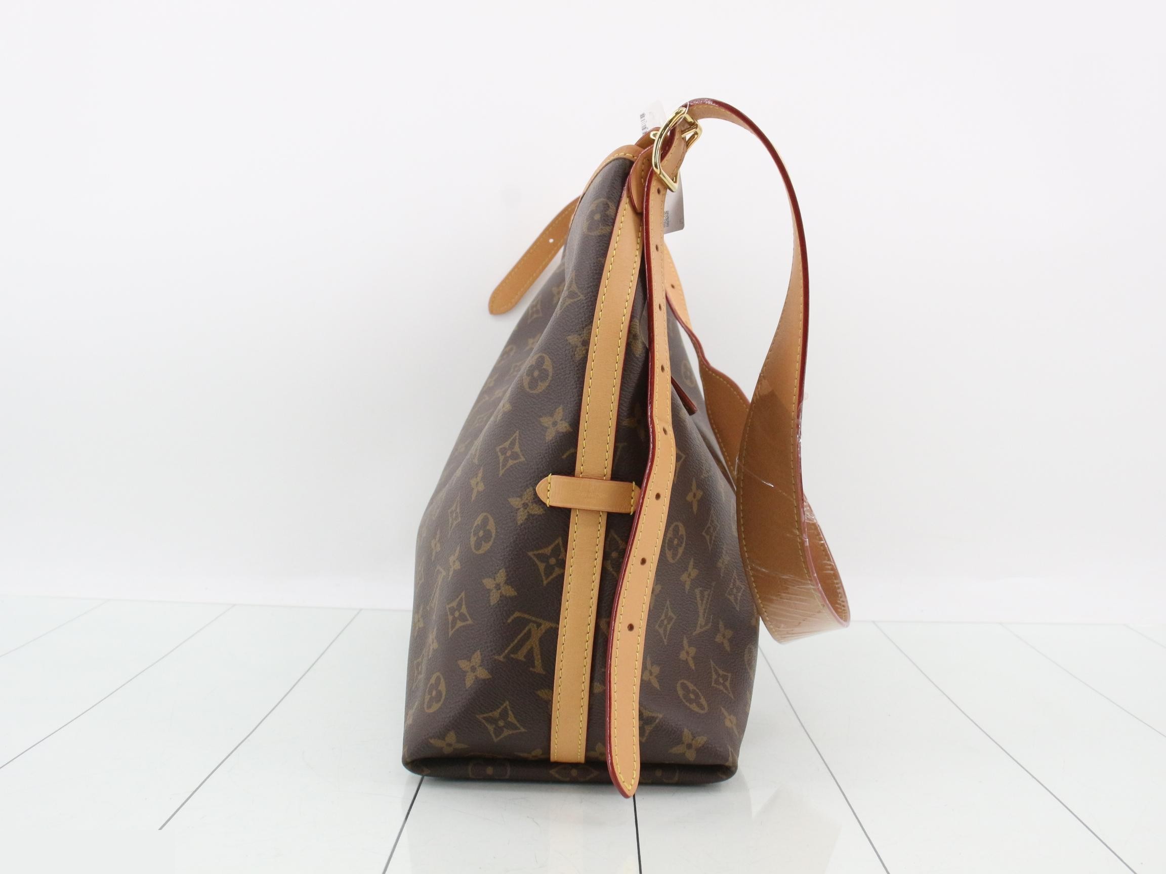 Monogram Carryall NM MM Shoulder Bag with Pouch — view 4