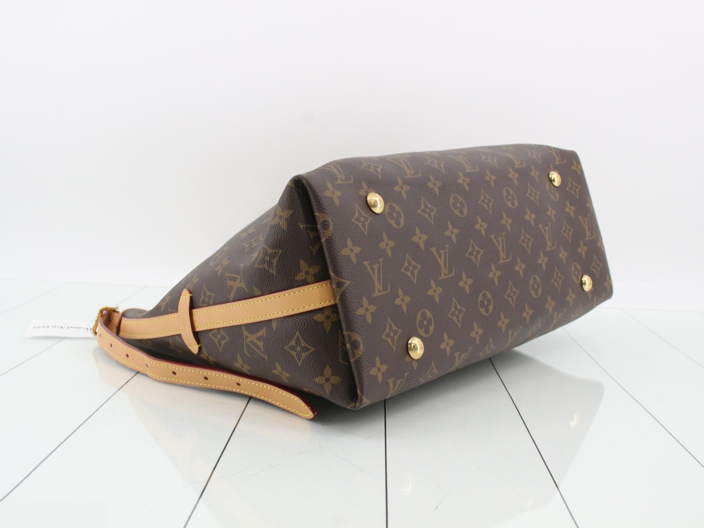 Monogram Carryall NM MM Shoulder Bag with Pouch — view 5