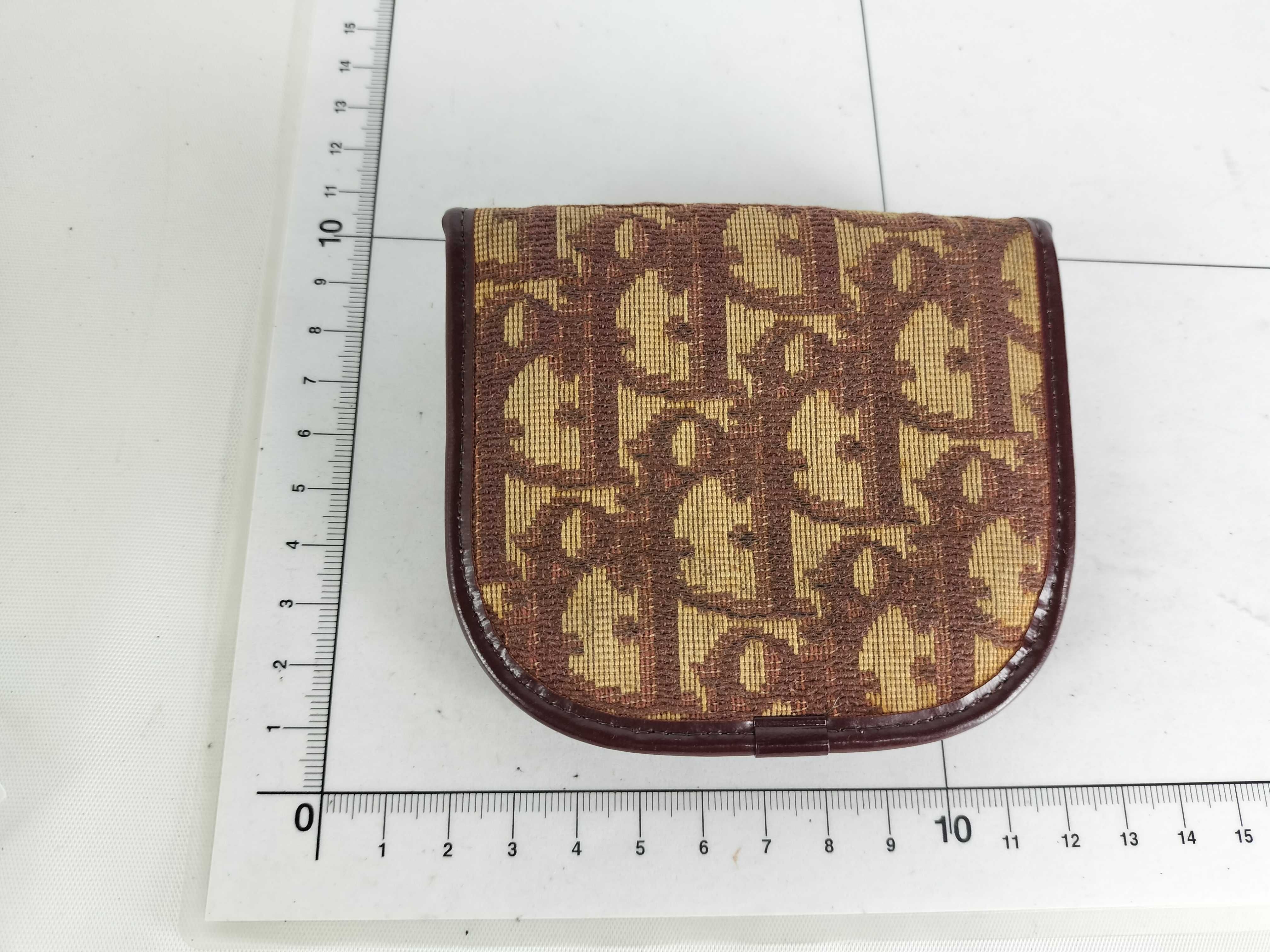 Trotter Coin Case — view 9