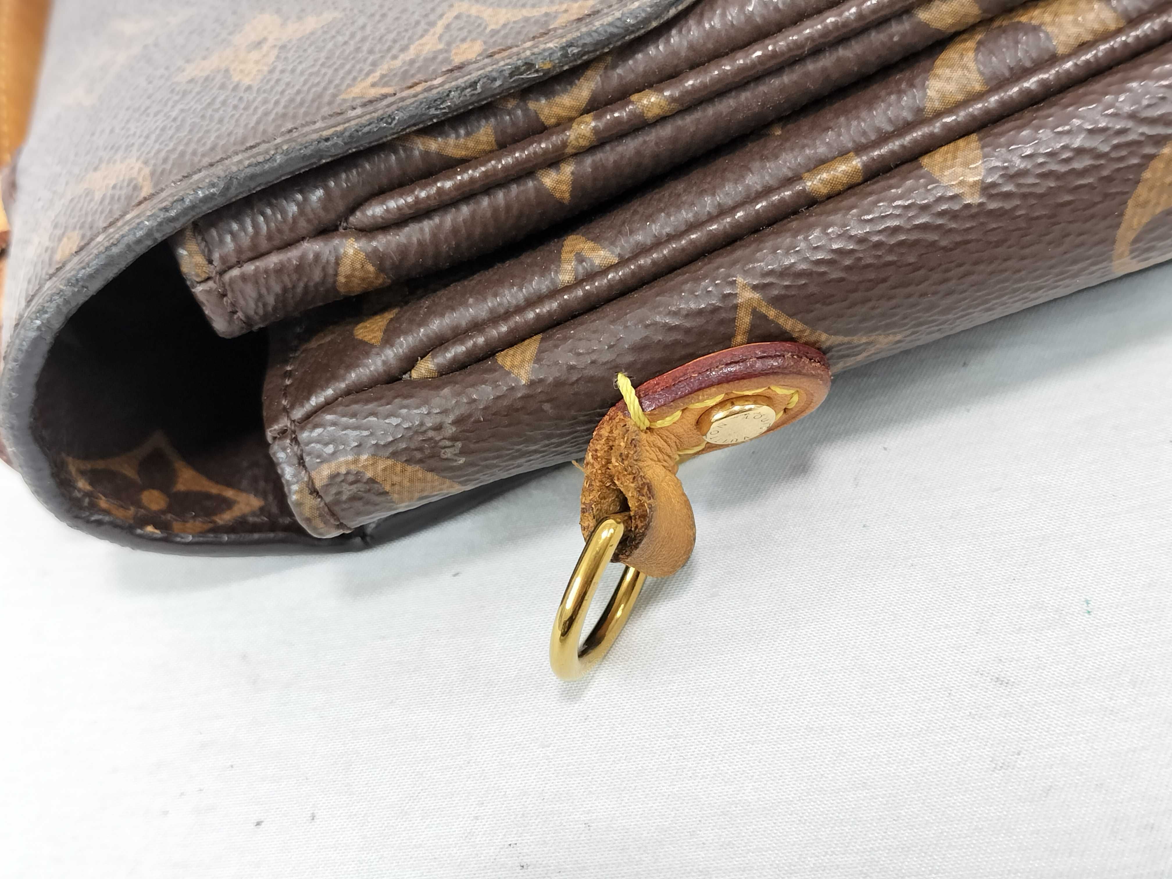 Monogram Pochette Métis Handbag — view 5