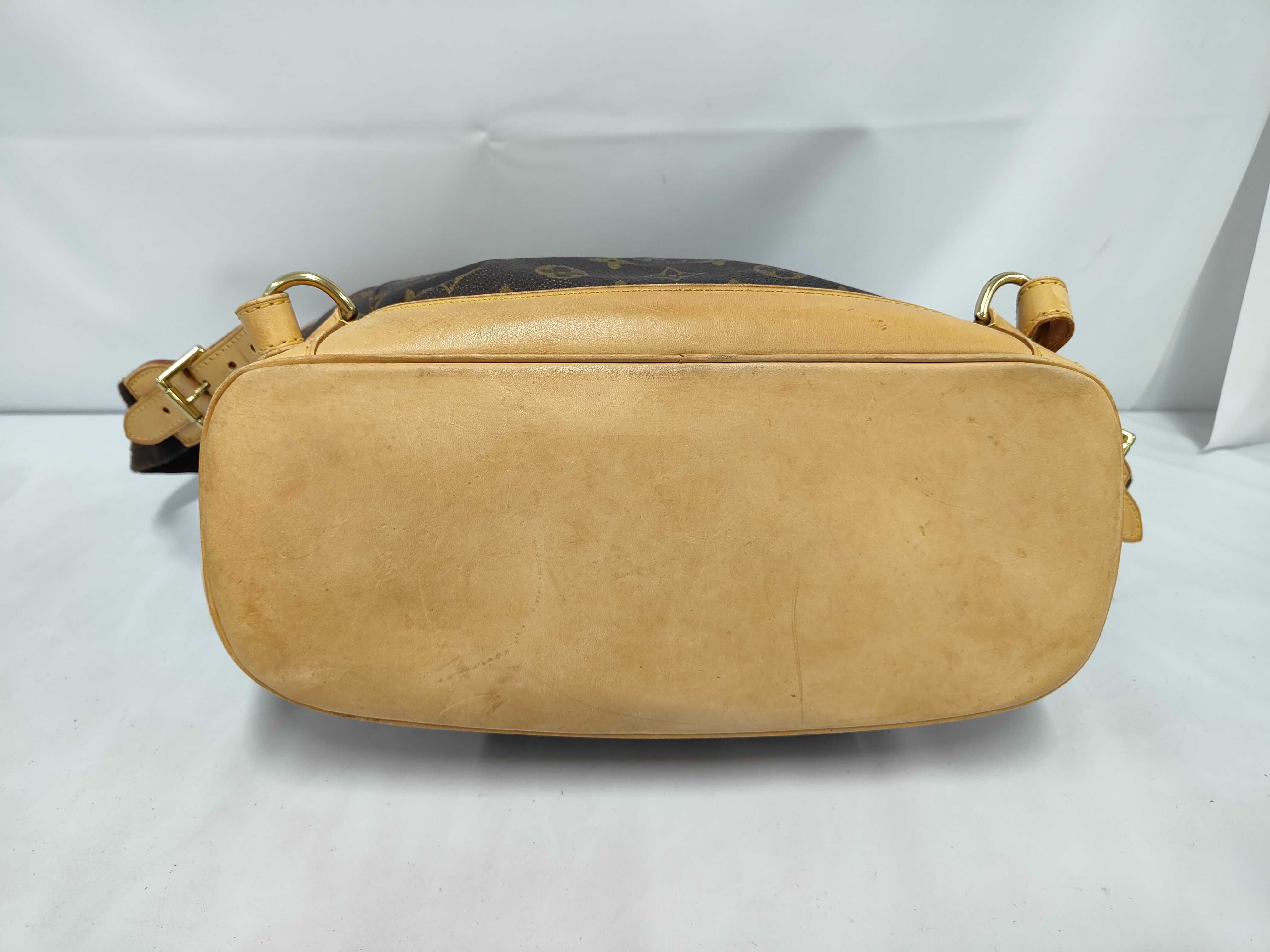 LV Montsouris GM M51135 Bag — view 3