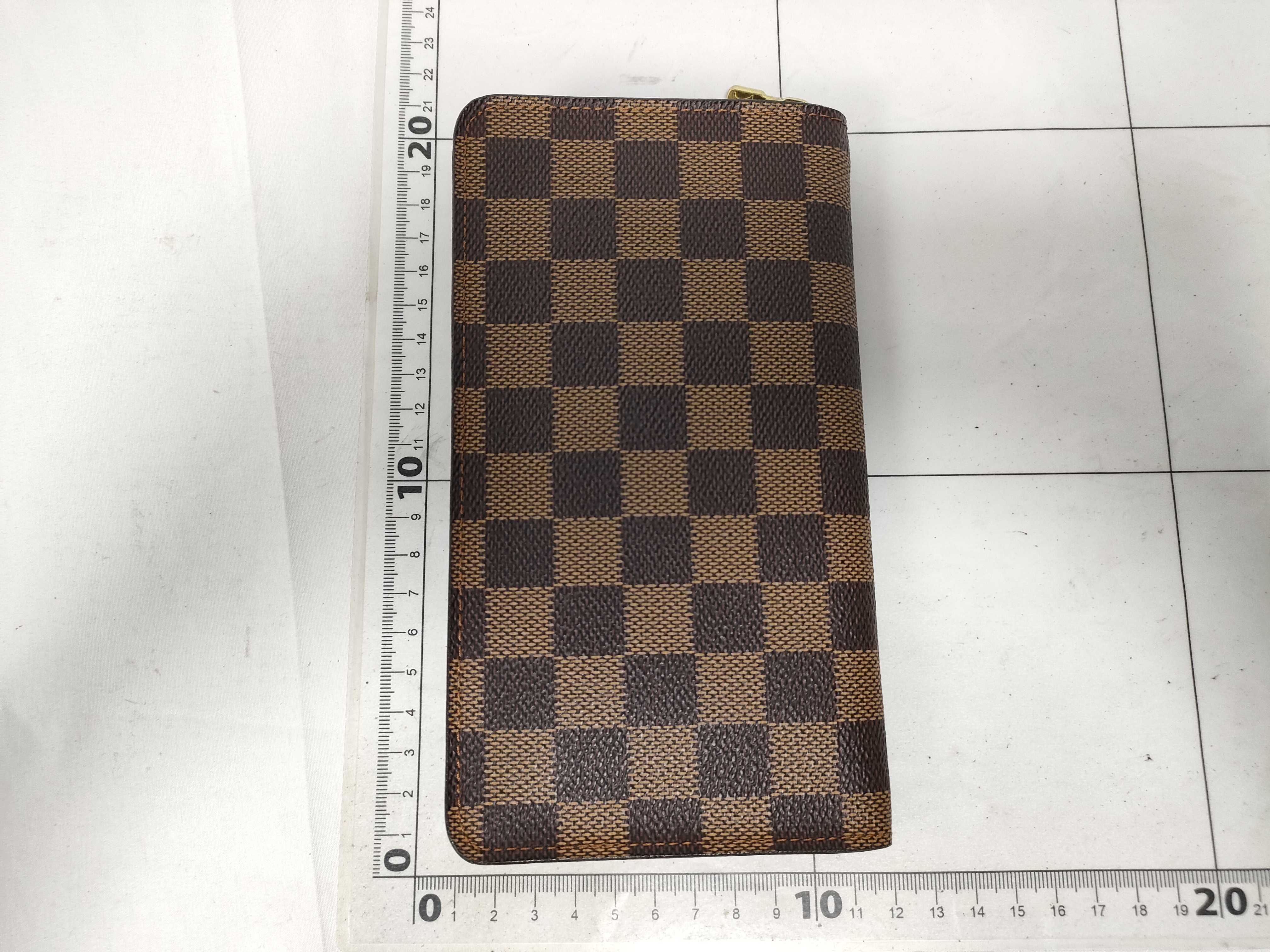 Damier Portemonnaie Zip Wallet — view 2
