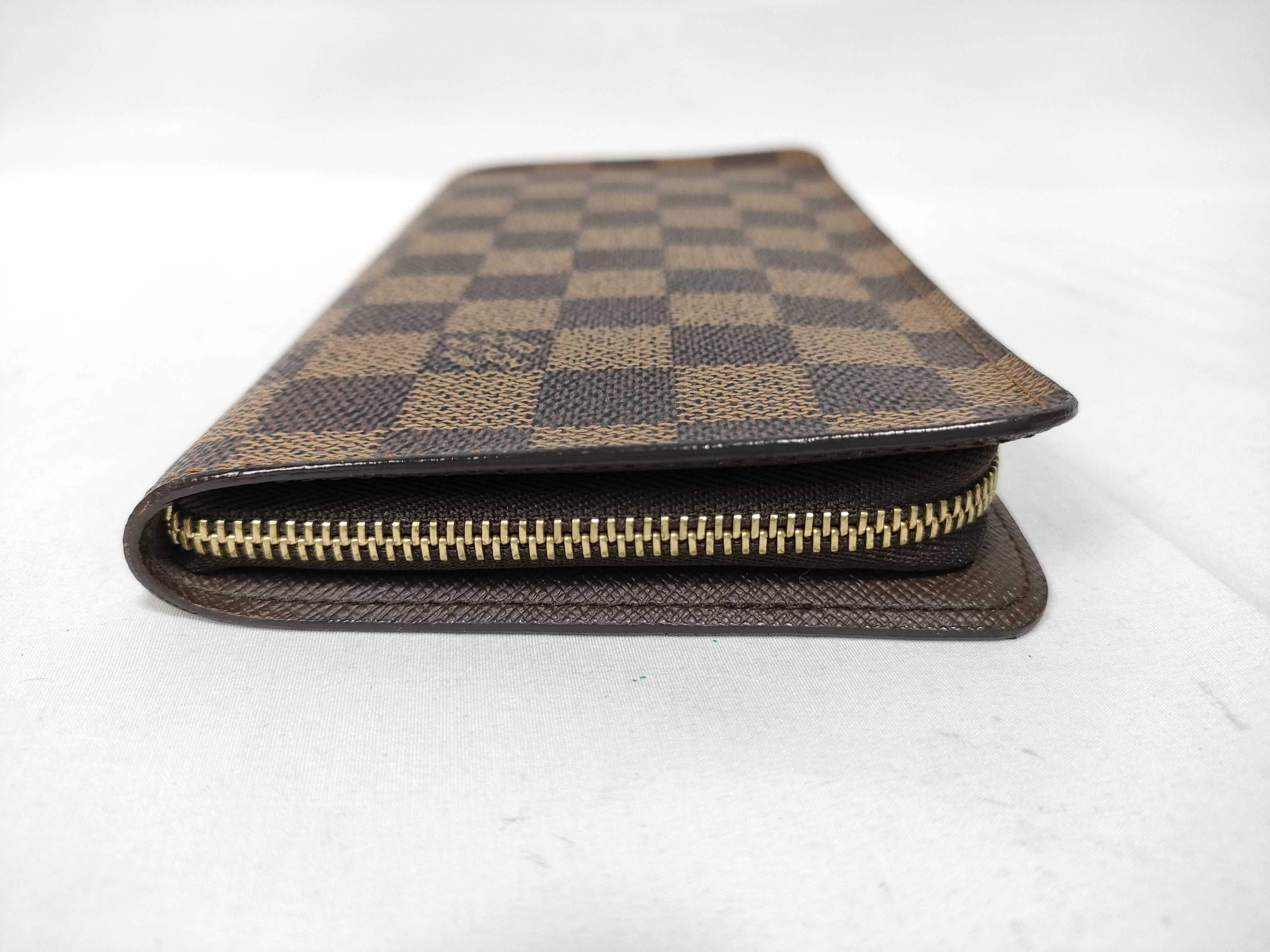 Damier Portemonnaie Zip Wallet — view 4