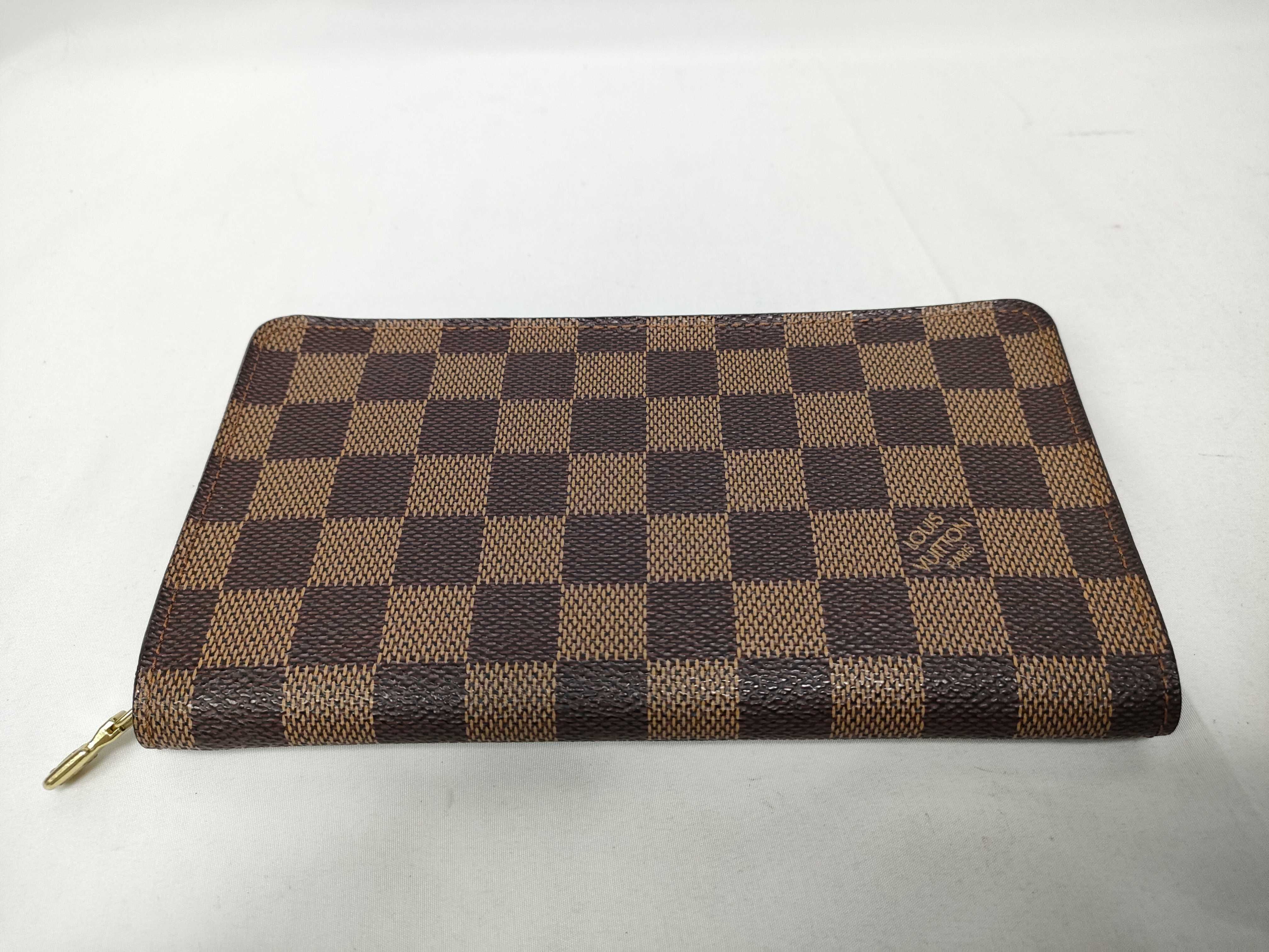 Damier Portemonnaie Zip Wallet — view 6