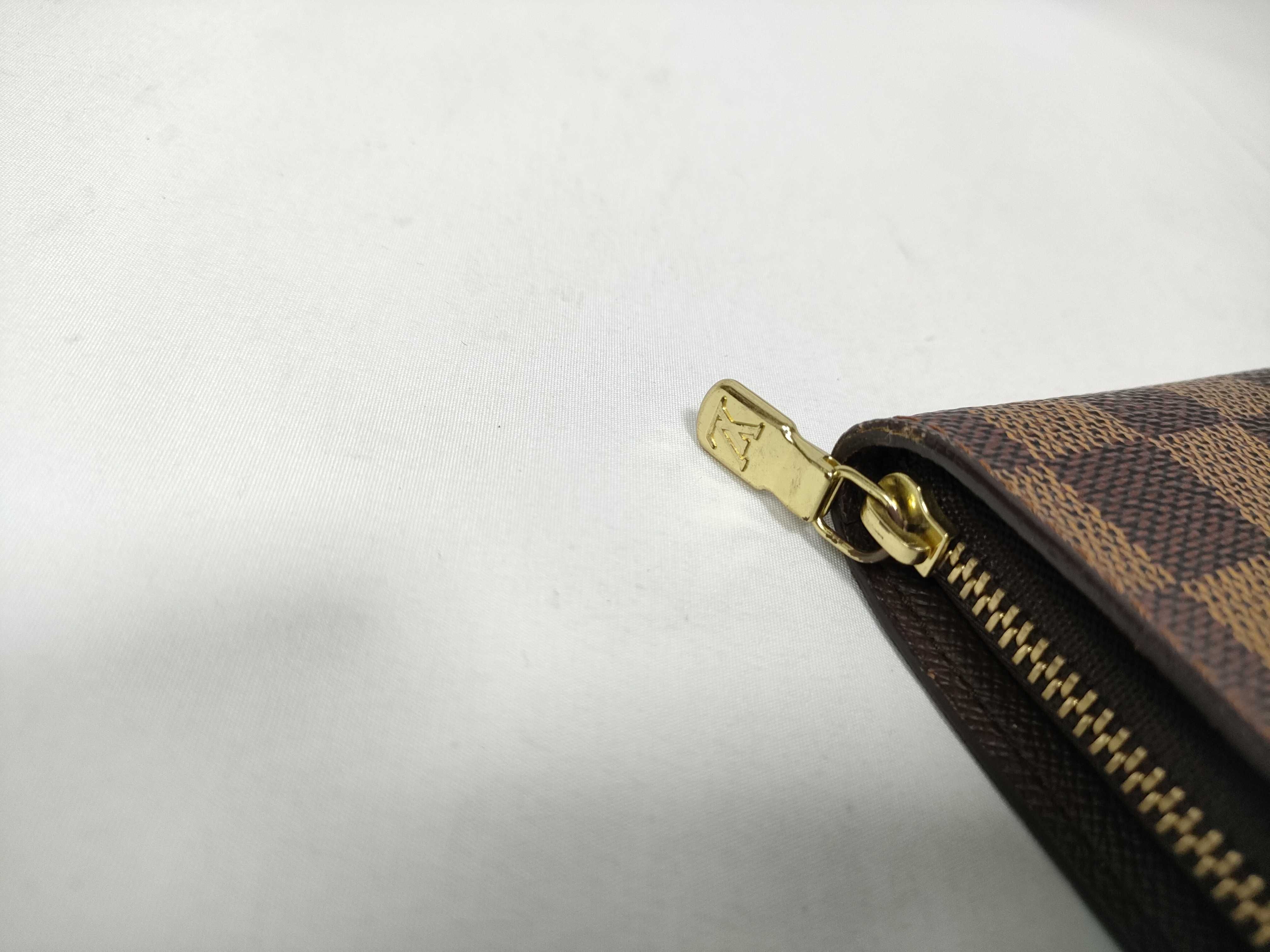 Damier Portemonnaie Zip Wallet — view 9
