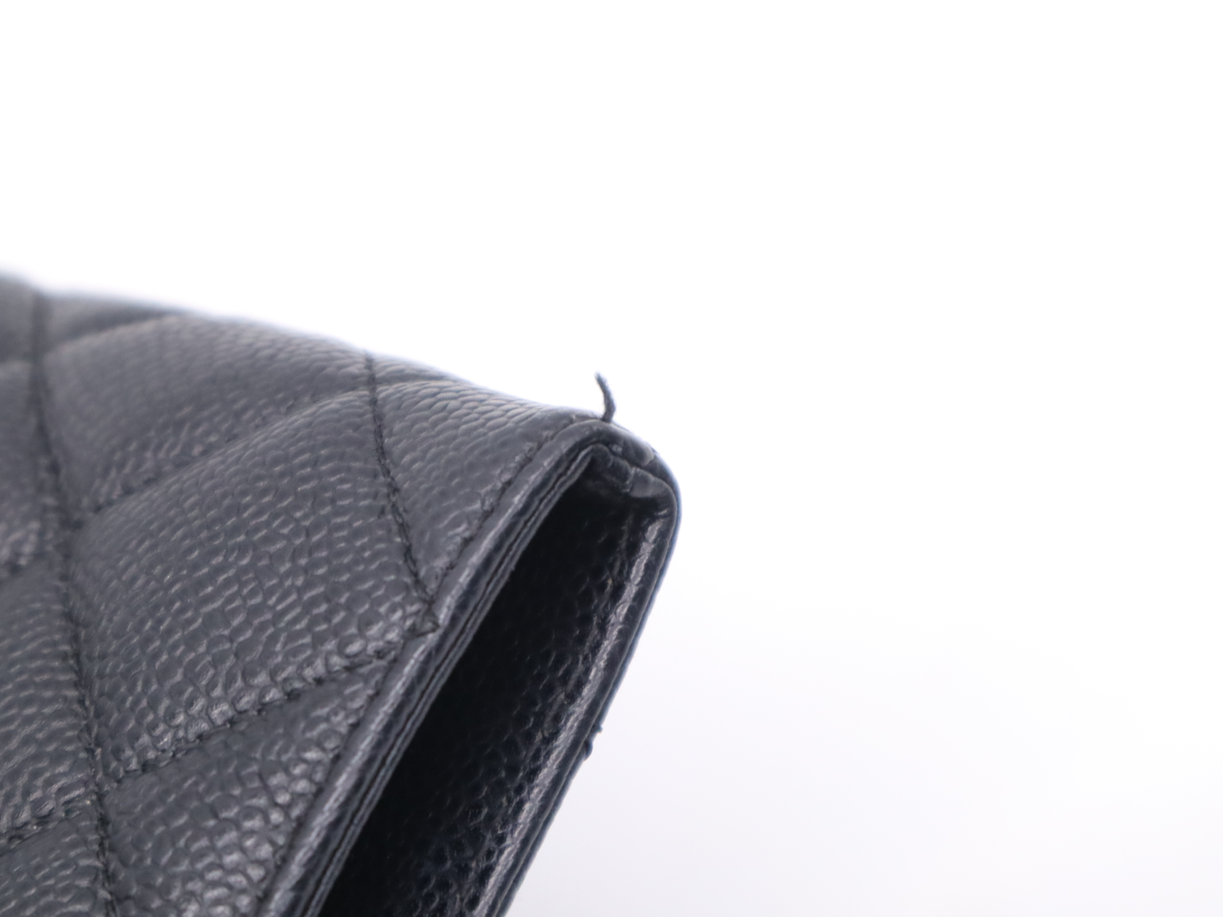 Caviar Skin Matelassé Reissue Black Seal 7544186 Tote Bag — view 9