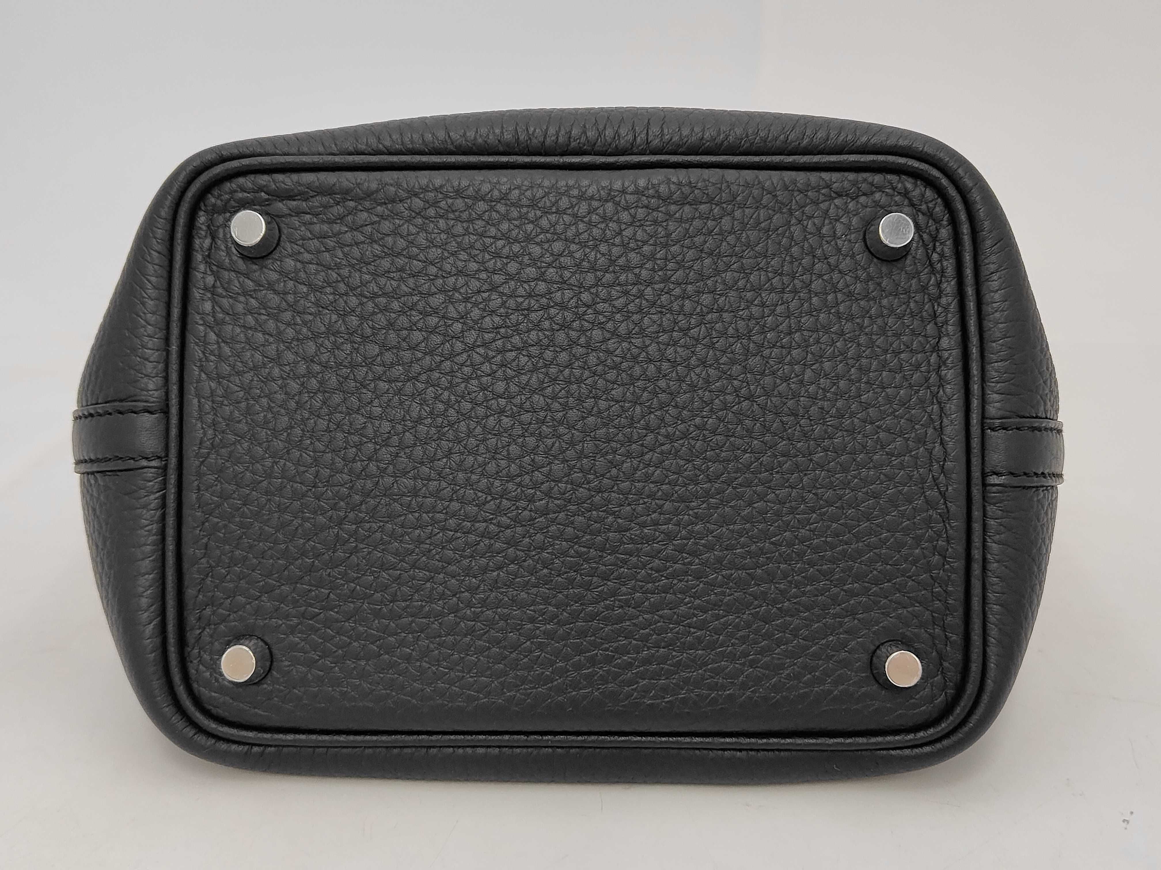 Picotin Lock 18 Black Taurillon Clemence Leather Silver Hardware G Stamp Handbag — view 6