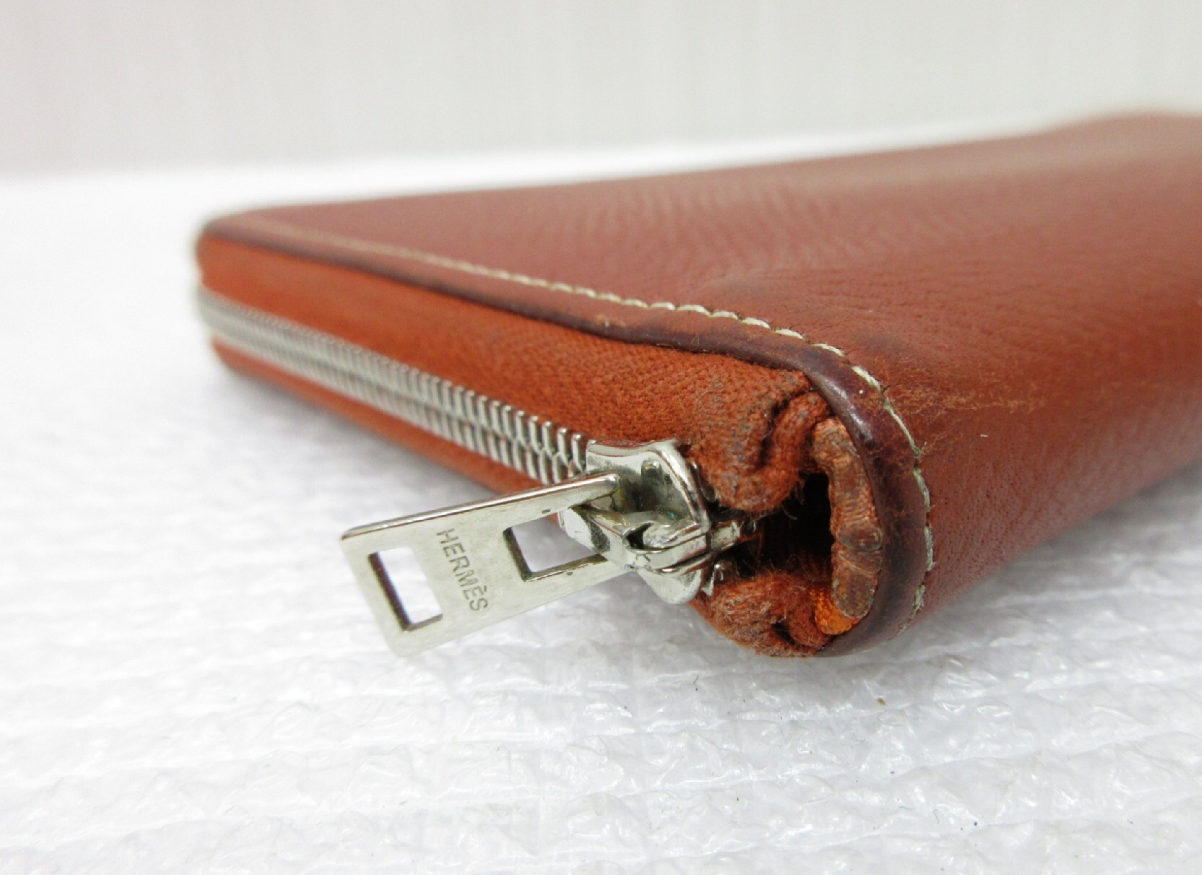 Azap Long Silk In Silver Hardware Round Zipper Long Wallet O Stamp — view 4