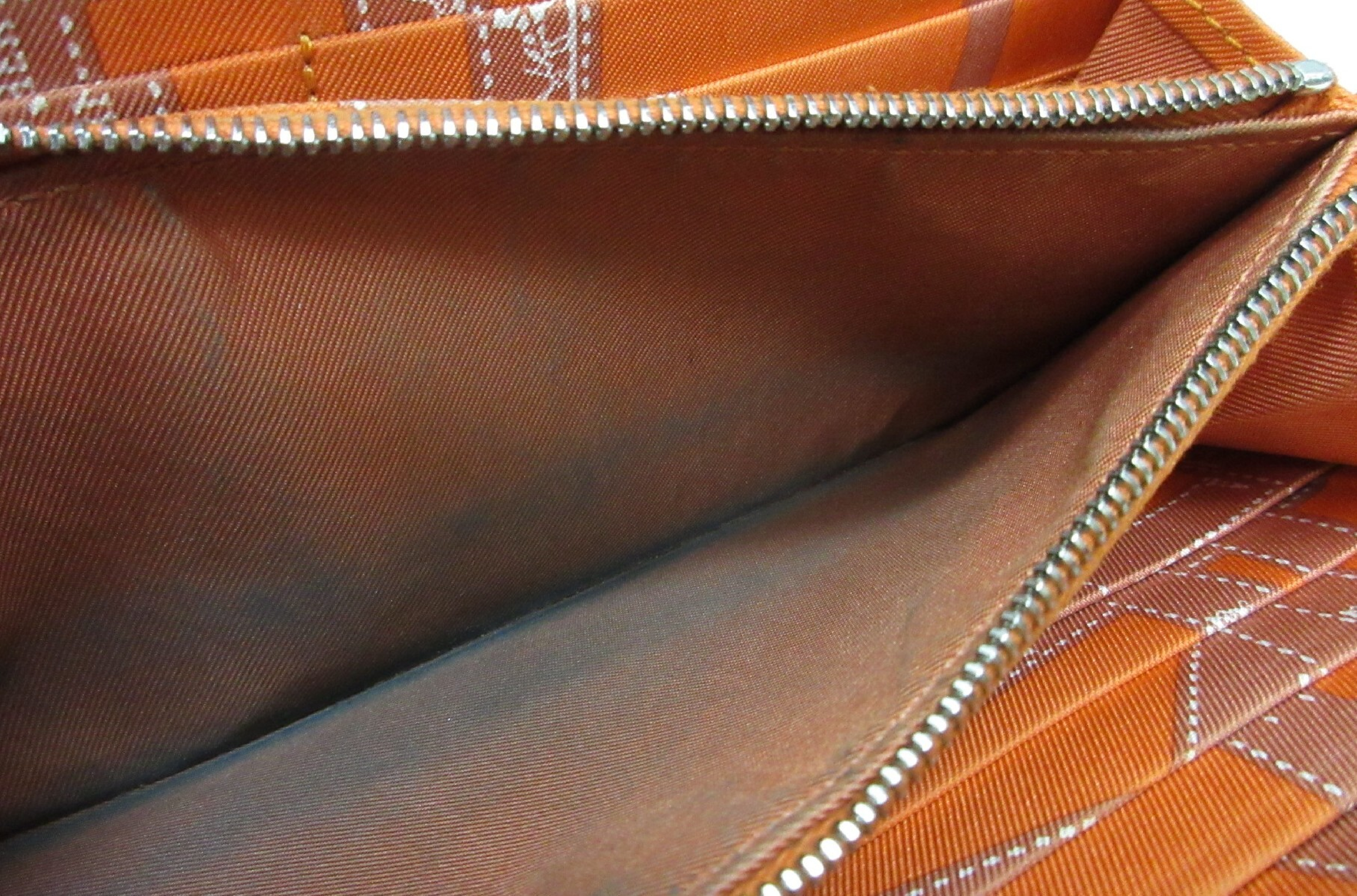 Azap Long Silk In Silver Hardware Round Zipper Long Wallet O Stamp — view 8