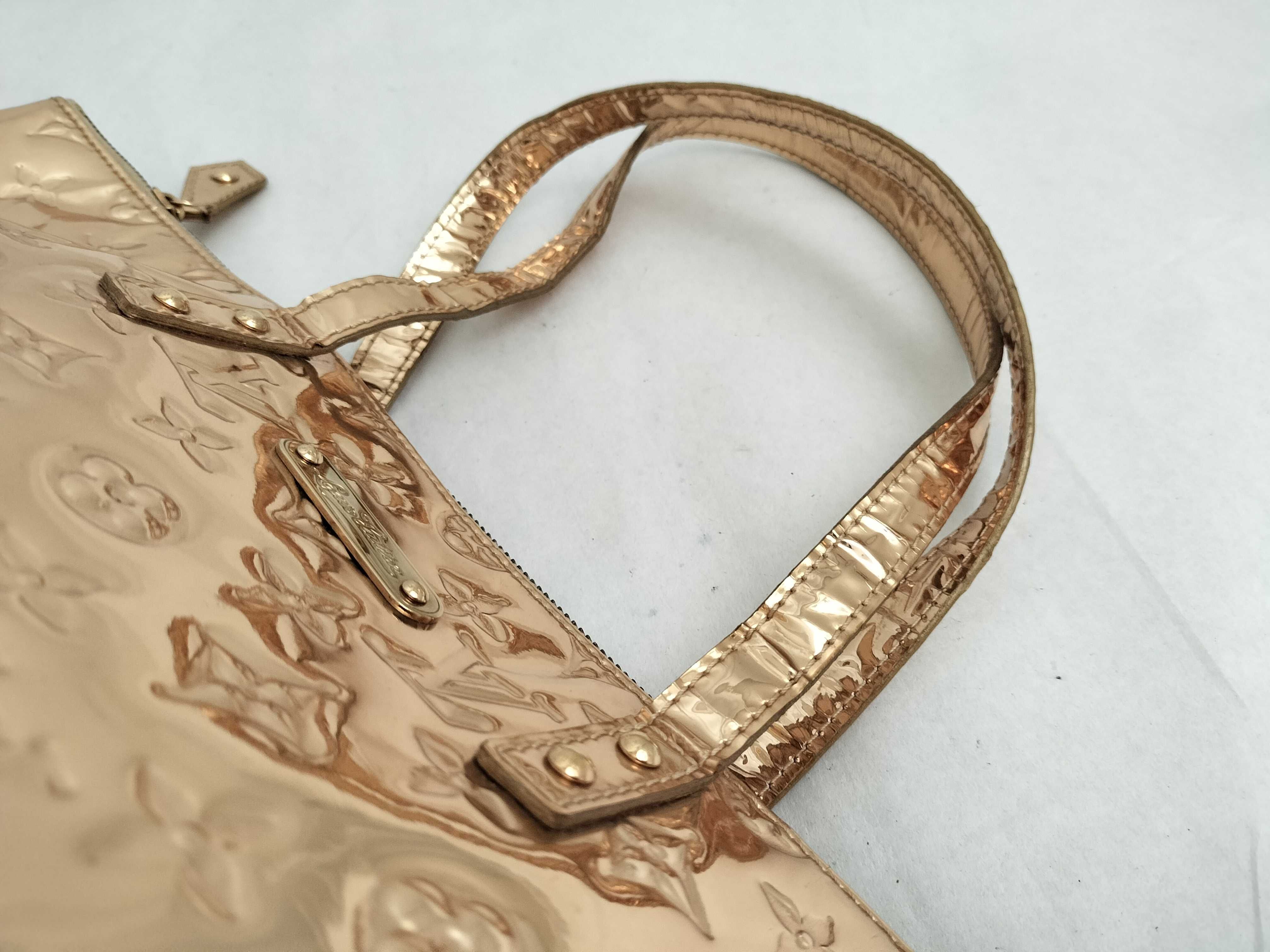 Gold Enamel Monogram Bellevue PM Tote Bag M95760 — view 3