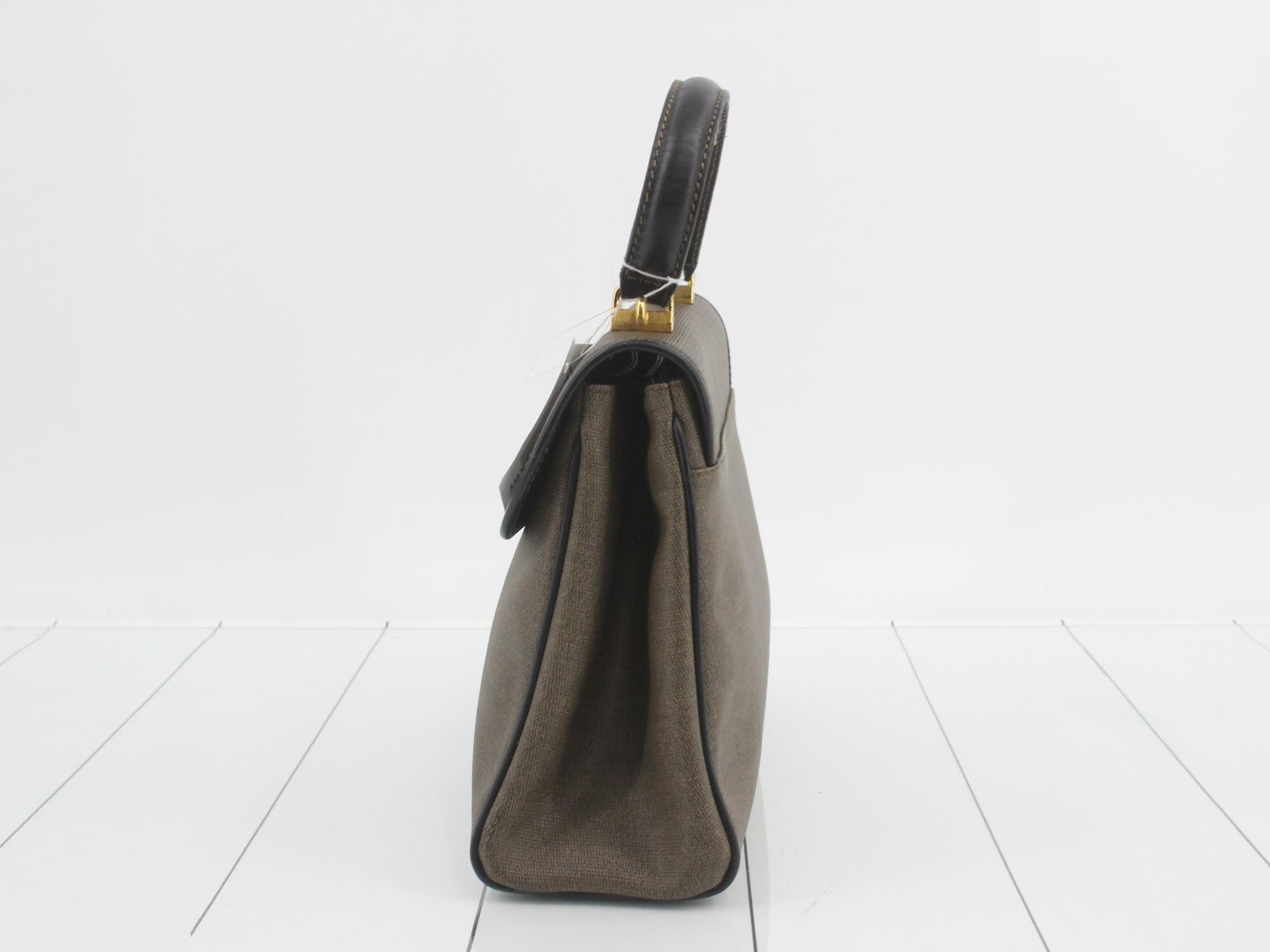 handbag — view 3