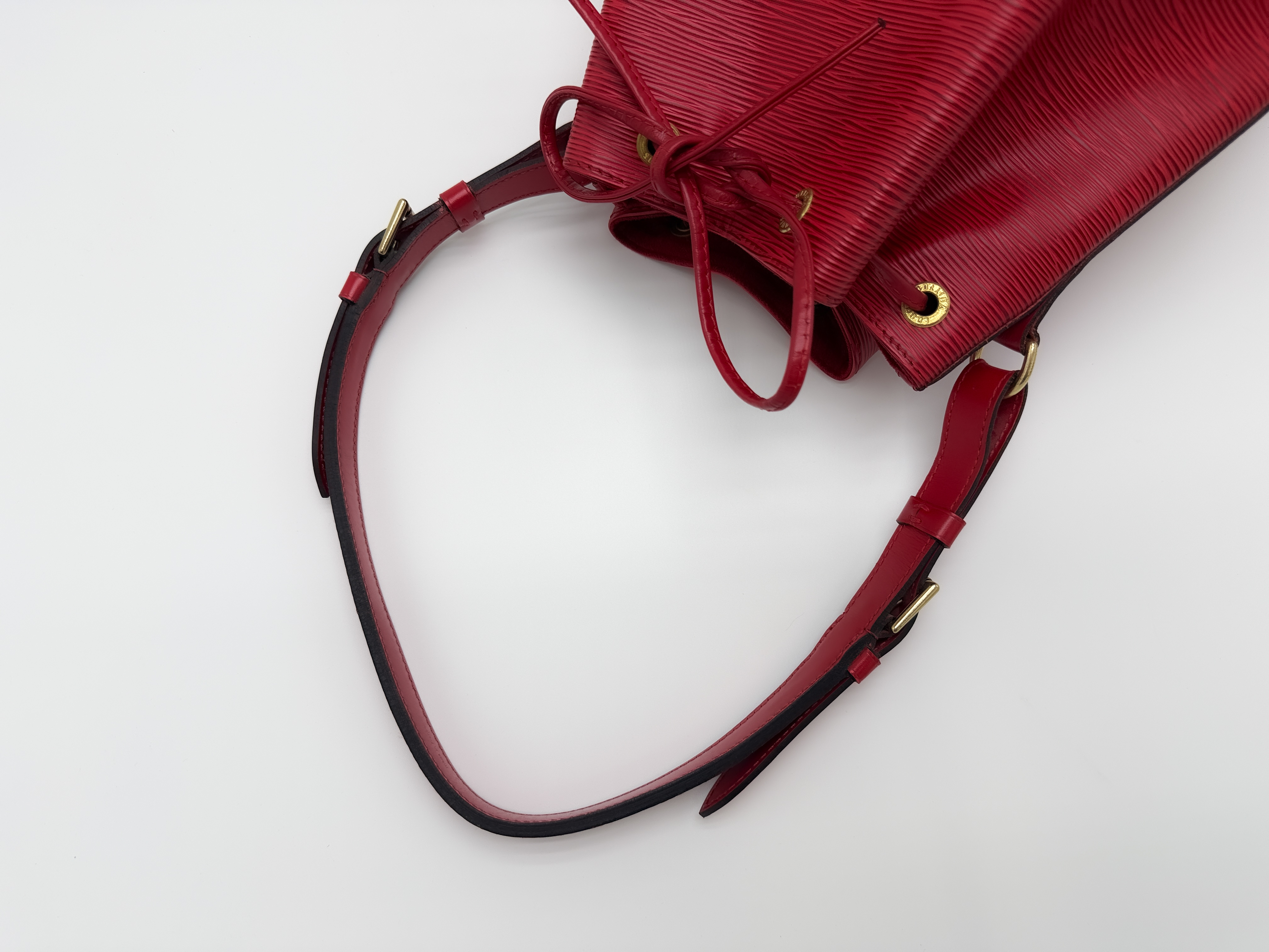 Epi M44007 Noé Castilian Red AR1904 Shoulder Bag — view 3