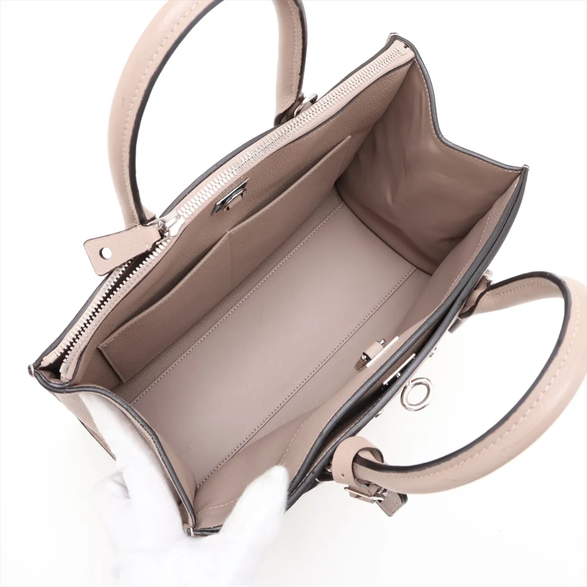 Cuir Taurillon City Steamer MM M53017 FO4156 Beige — view 8