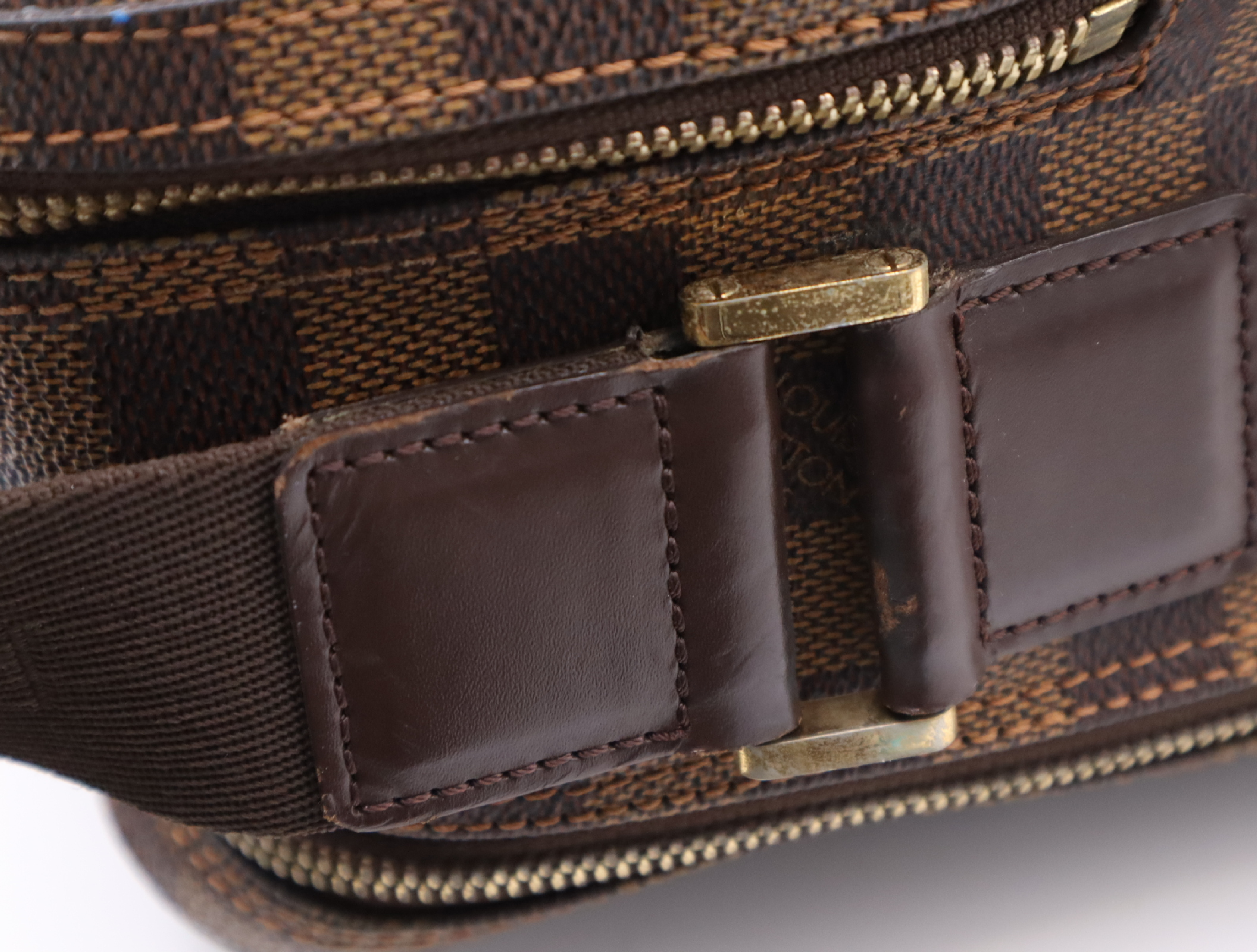 N45251 Damier Dorsoduro Shoulder Bag — view 11
