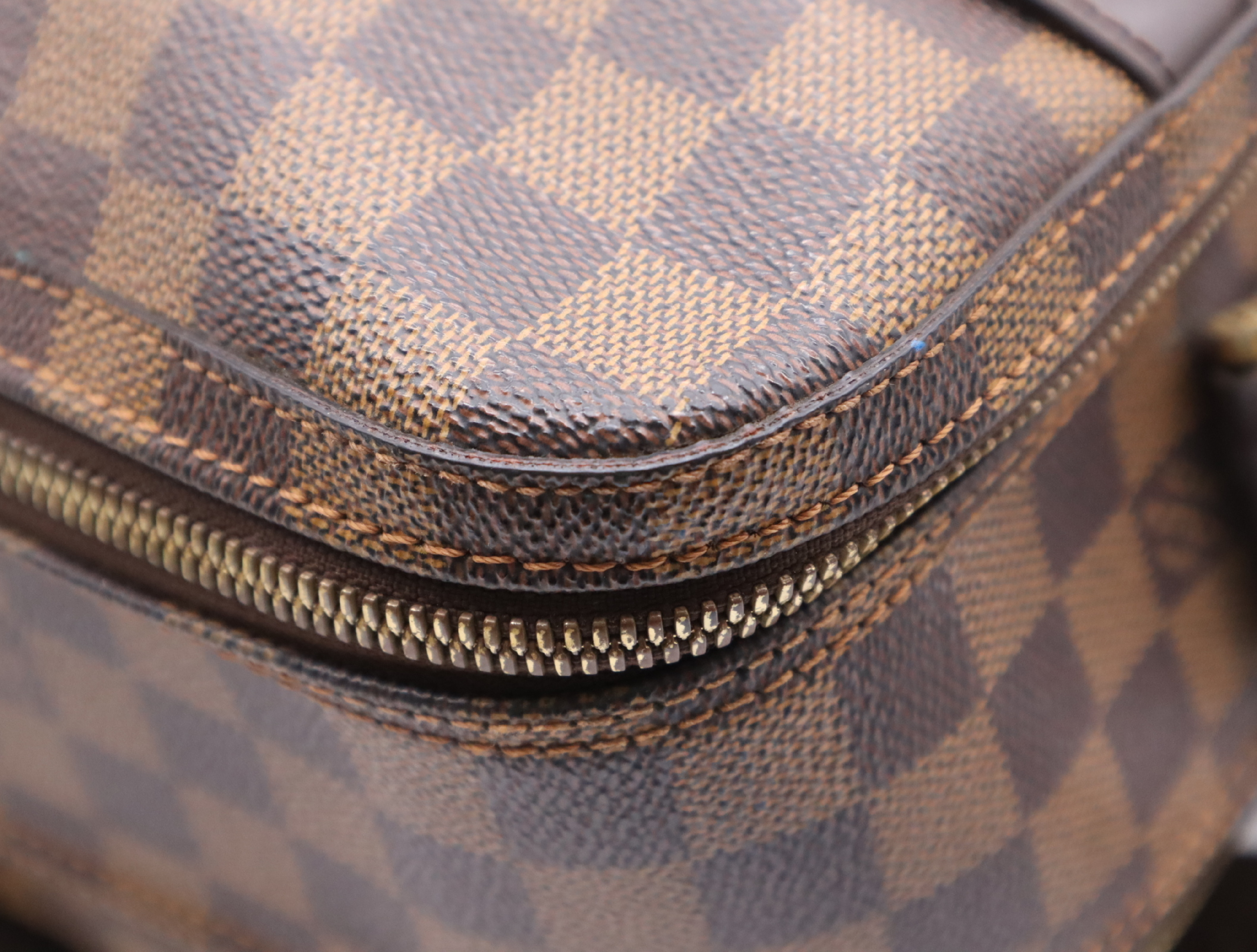 N45251 Damier Dorsoduro Shoulder Bag — view 10