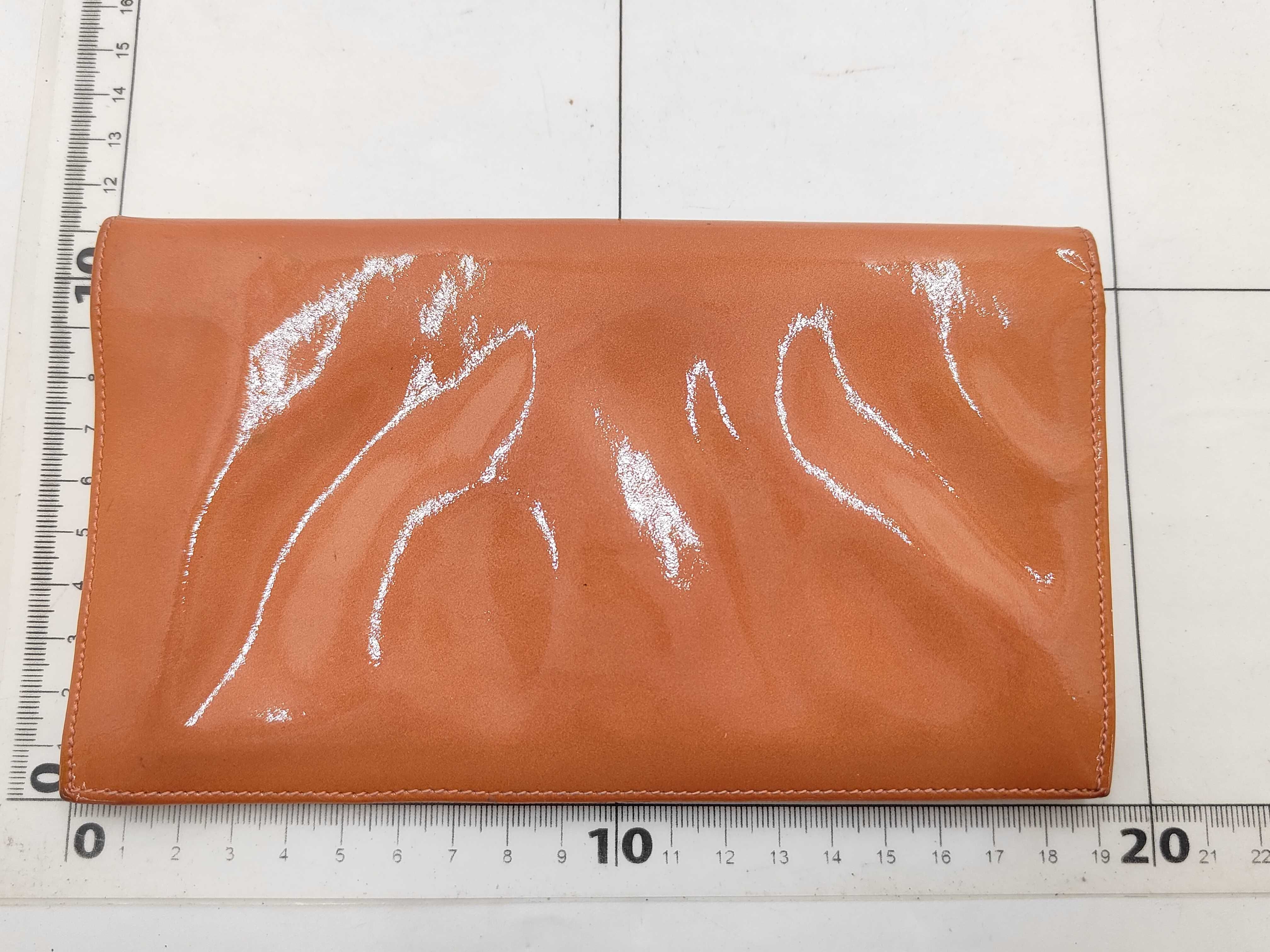 wallet, enamel, Coco mark, orange-toned wallet — view 2