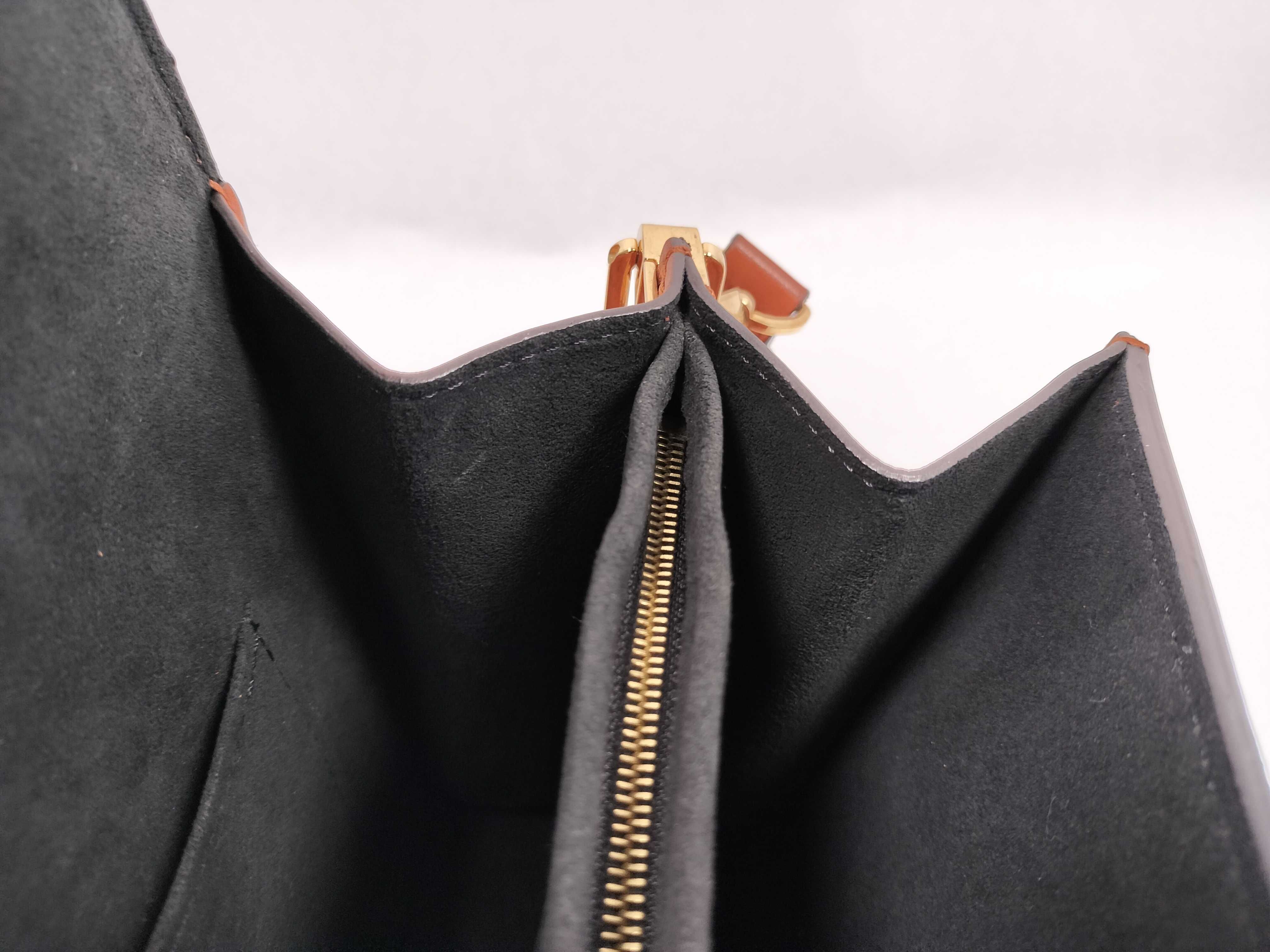 Dauphine Shoulder Bag — view 9
