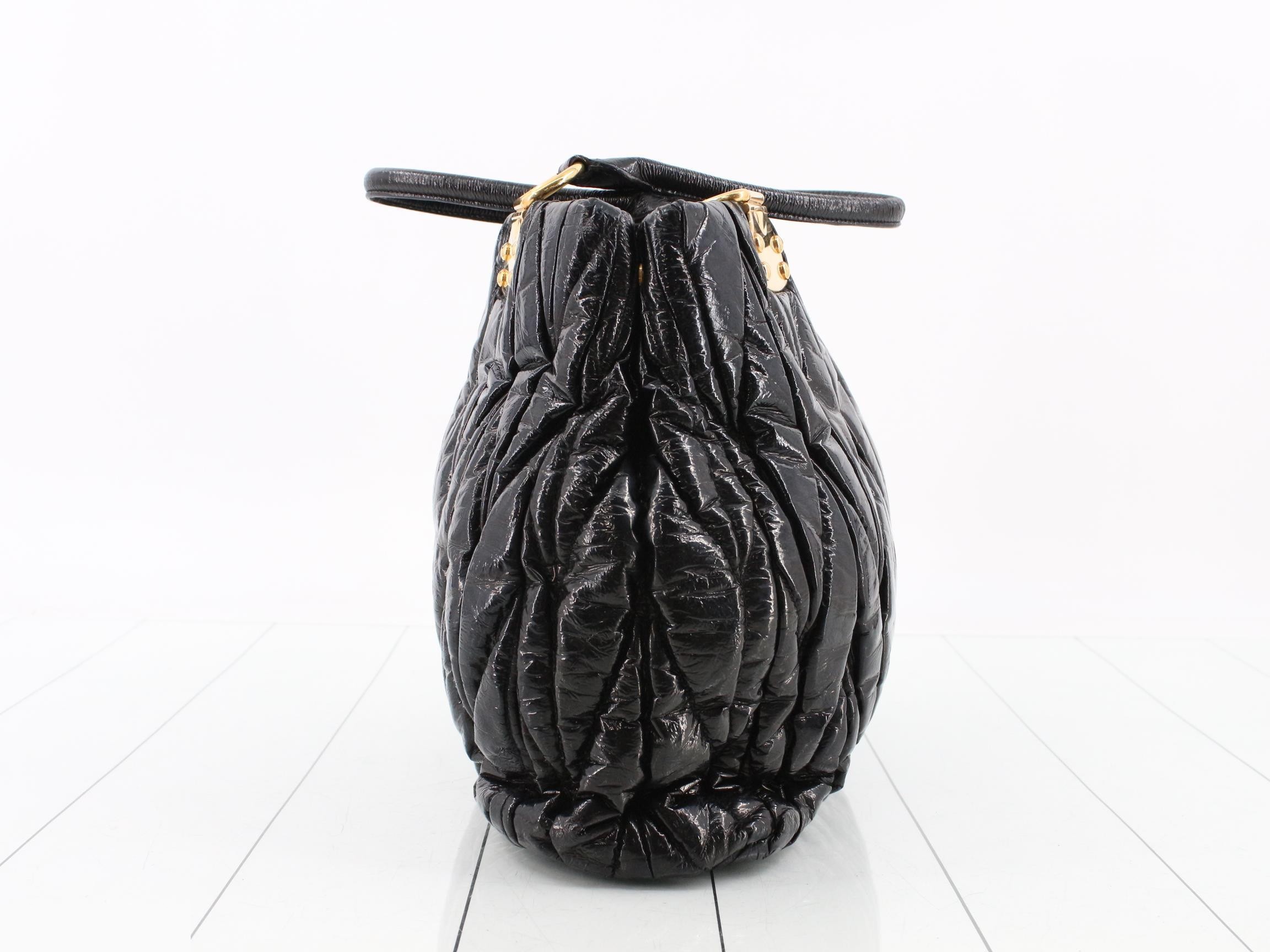 Matelassé (bag) - handbag — view 3