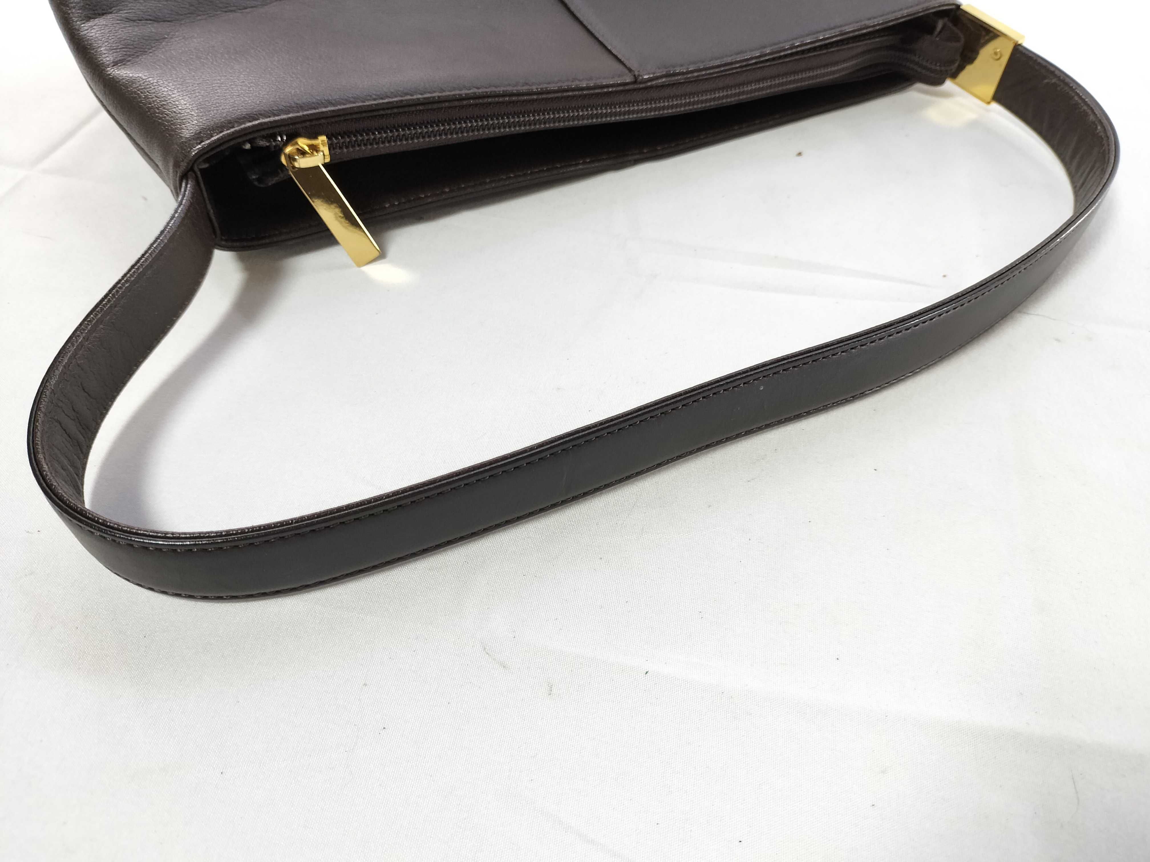 One-Shoulder Bag Leather Shoulder Bag — view 3