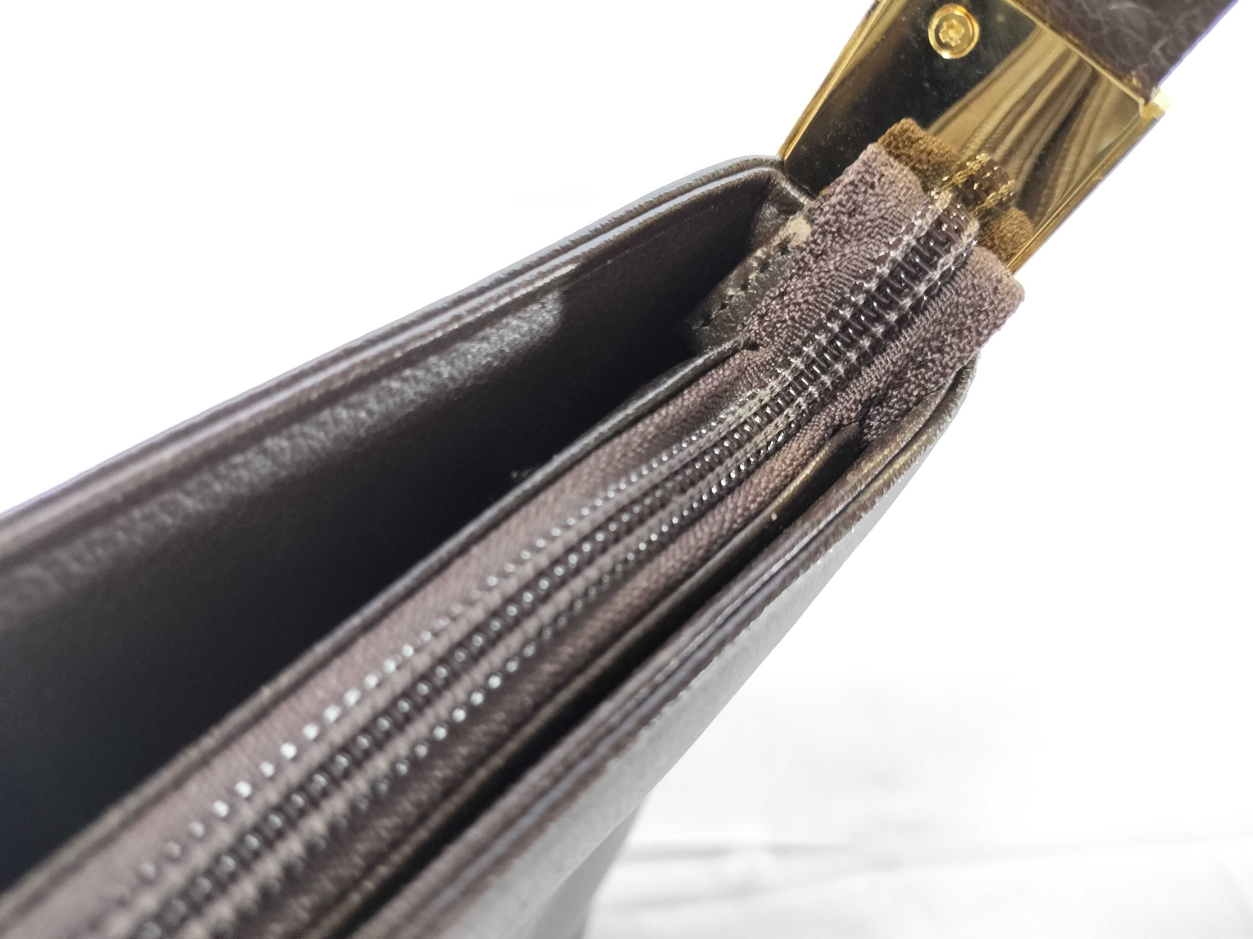 One-Shoulder Bag Leather Shoulder Bag — view 8