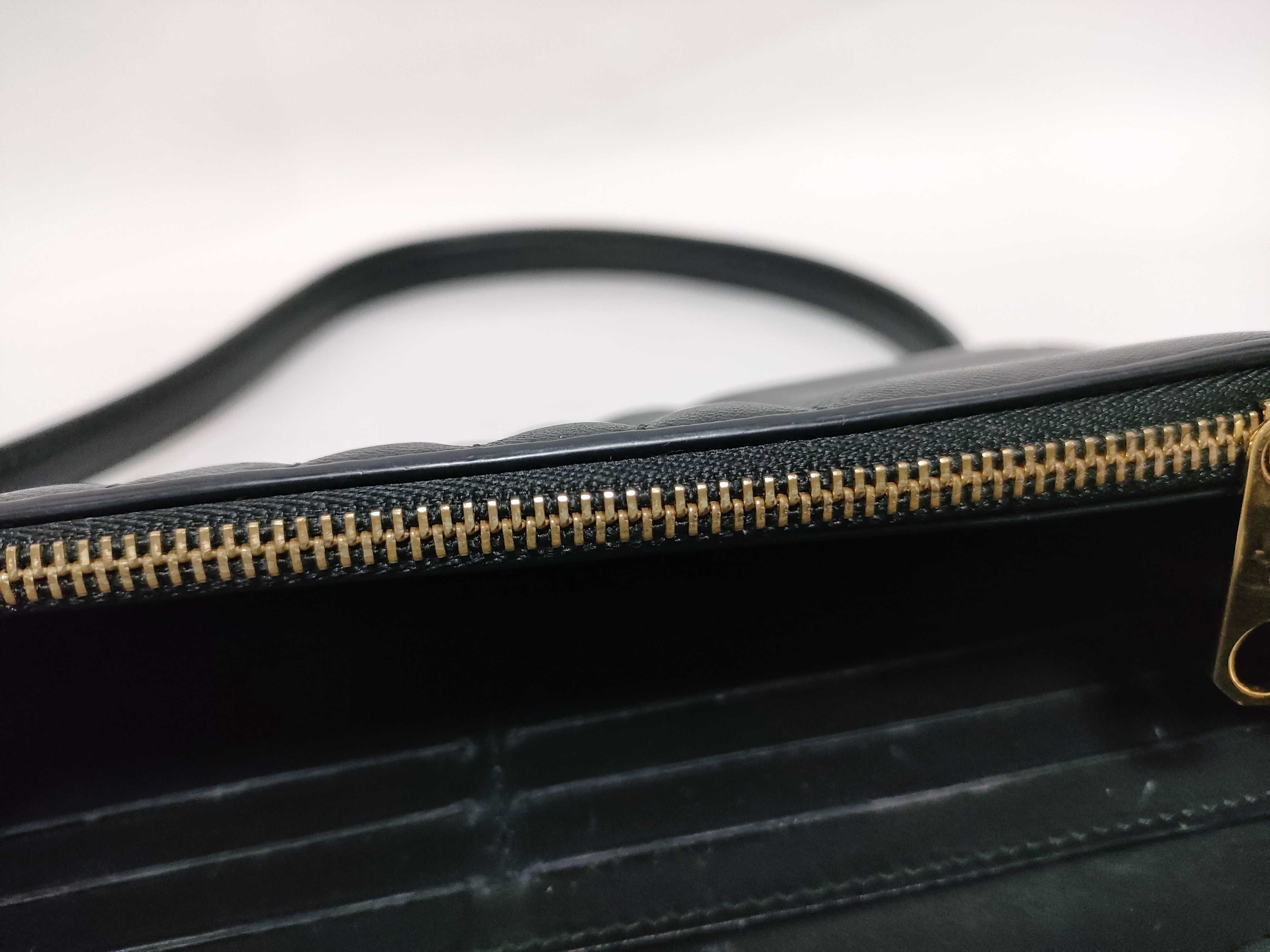 Lola Leather Chain Wallet Shoulder Bag — view 10