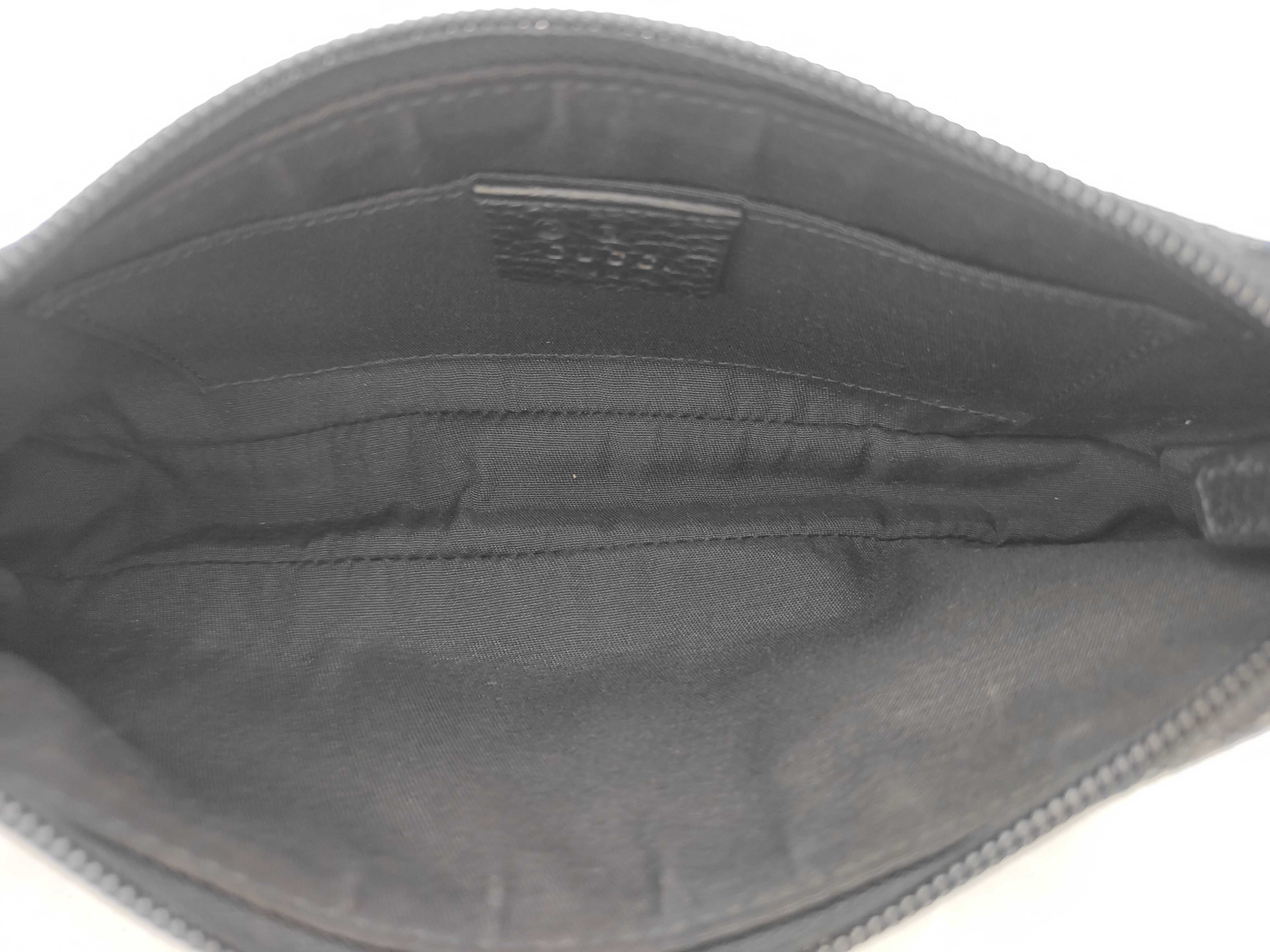 GG Canvas Black Pouch — view 8