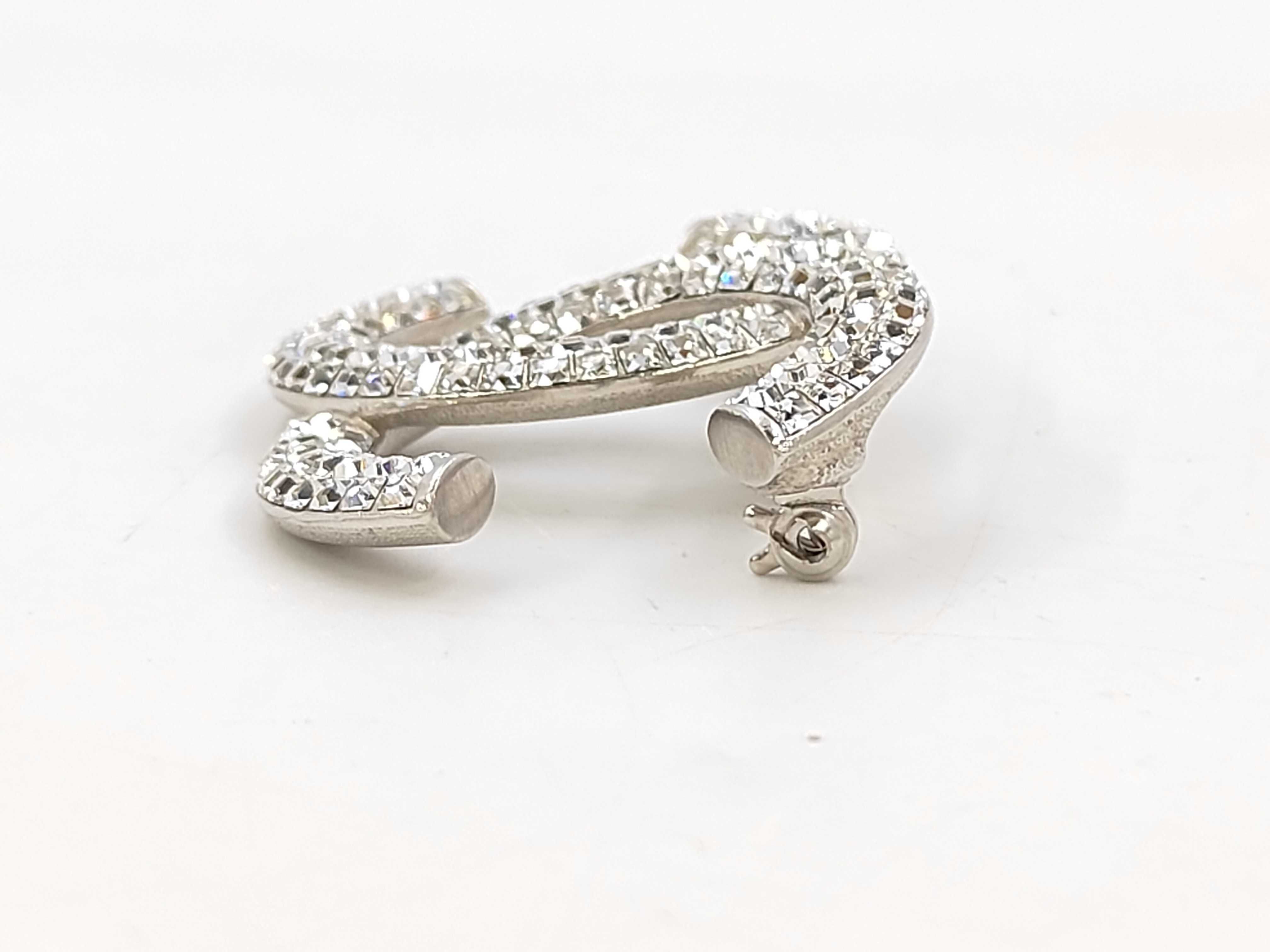 brooch Chanel brooch — view 2
