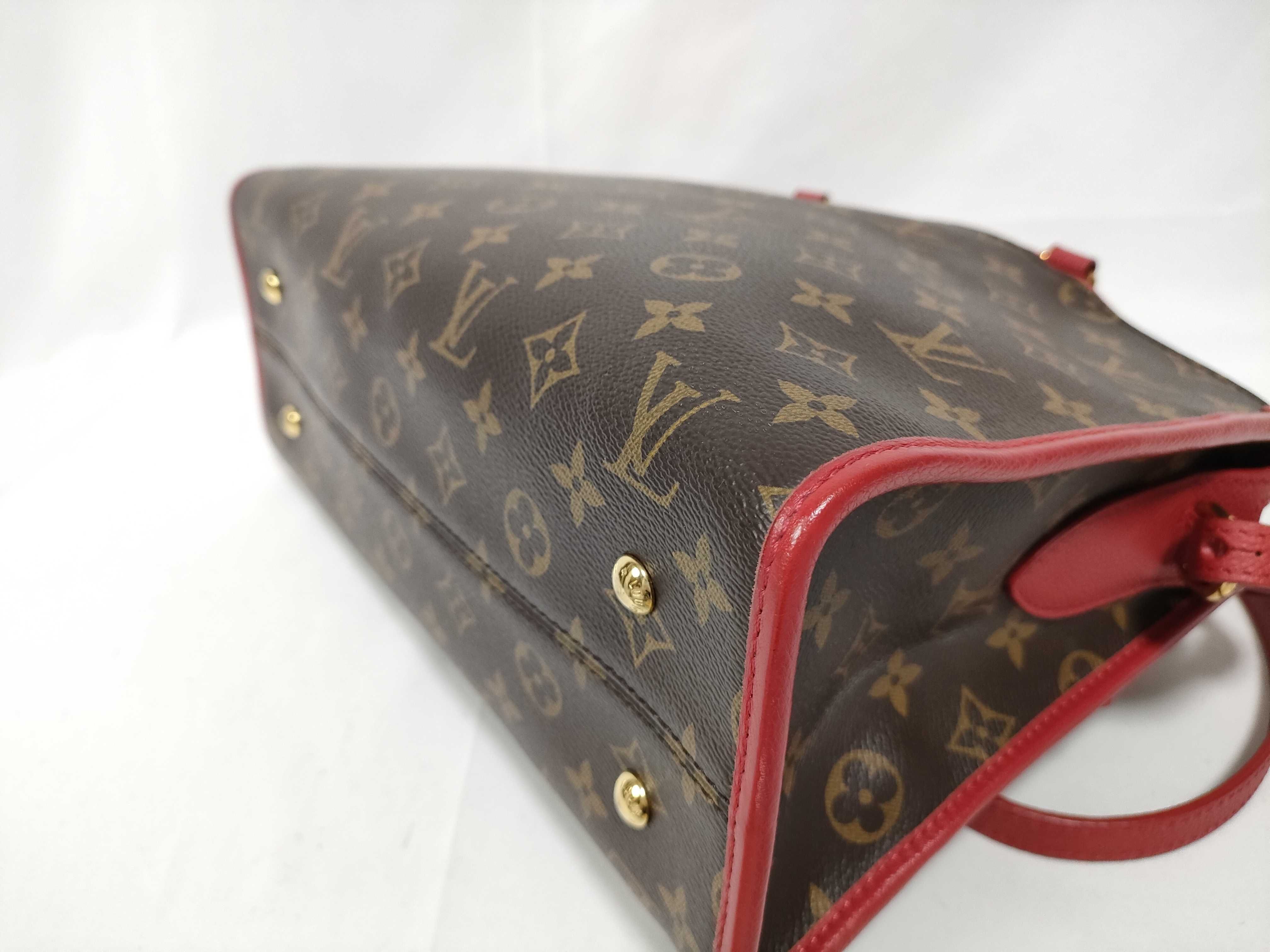 Monogram LV Popincourt PM Shoulder Bag — view 4