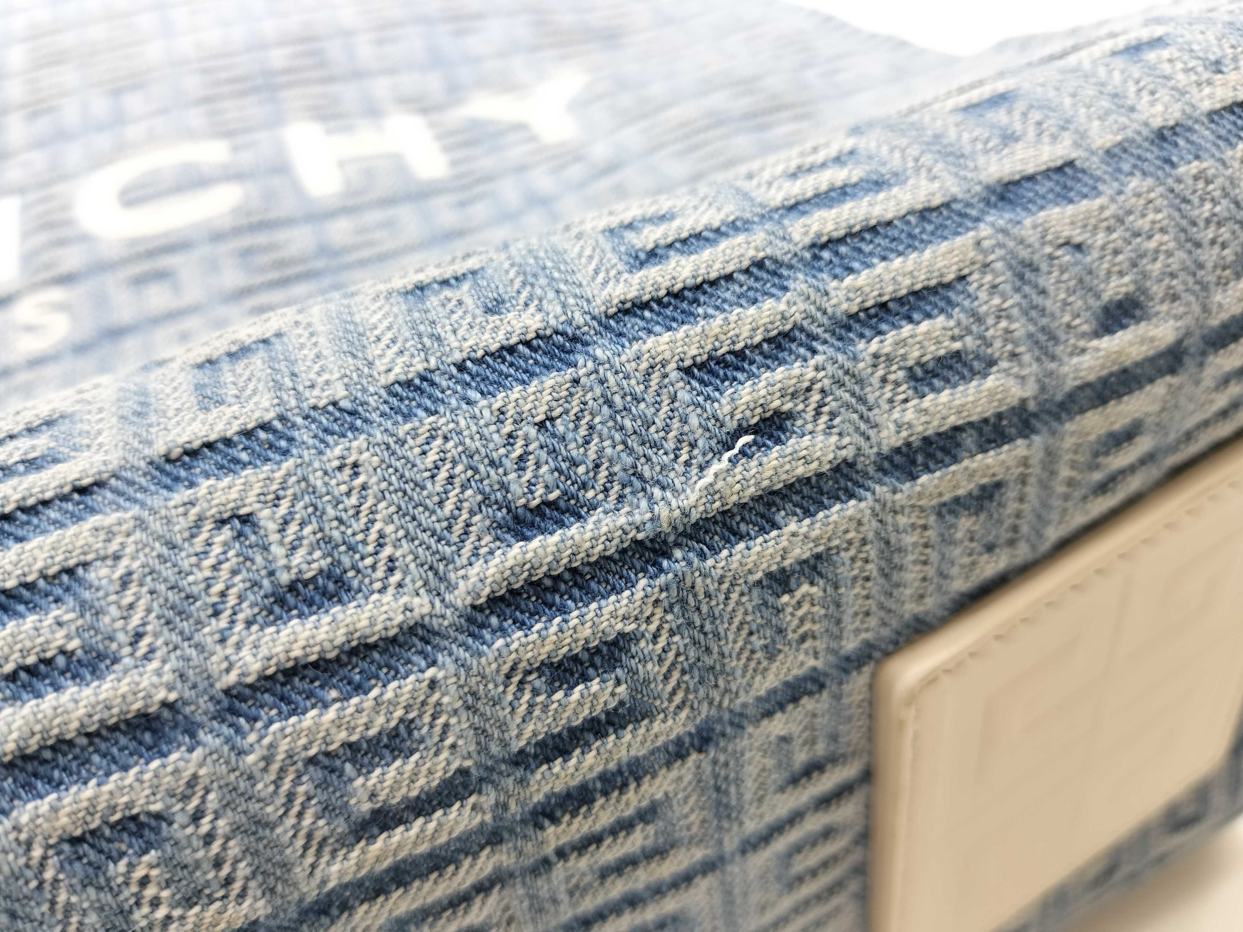 G Tote Medium Denim Tote Bag Blue Handbag — view 14