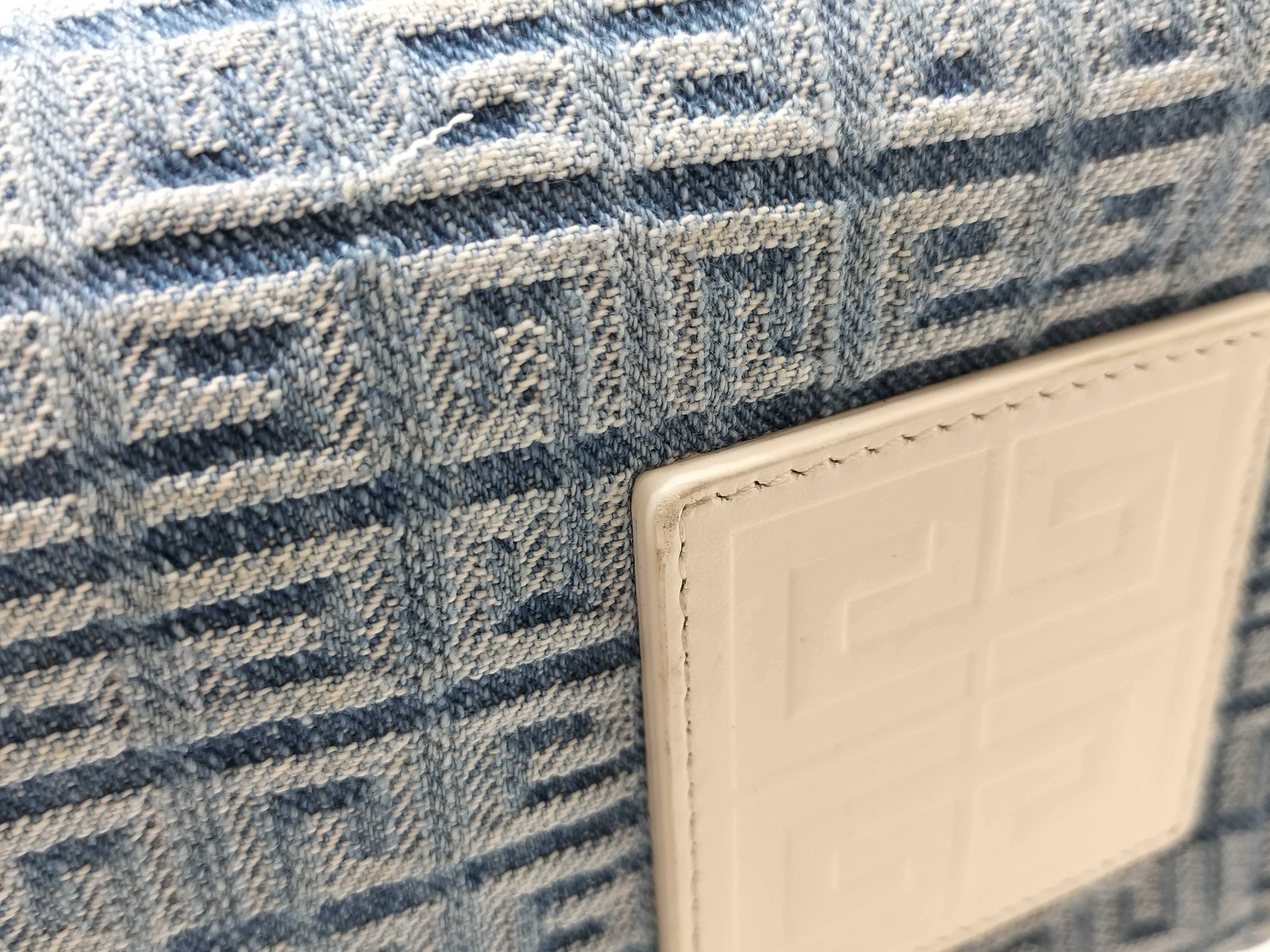 G Tote Medium Denim Tote Bag Blue Handbag — view 15