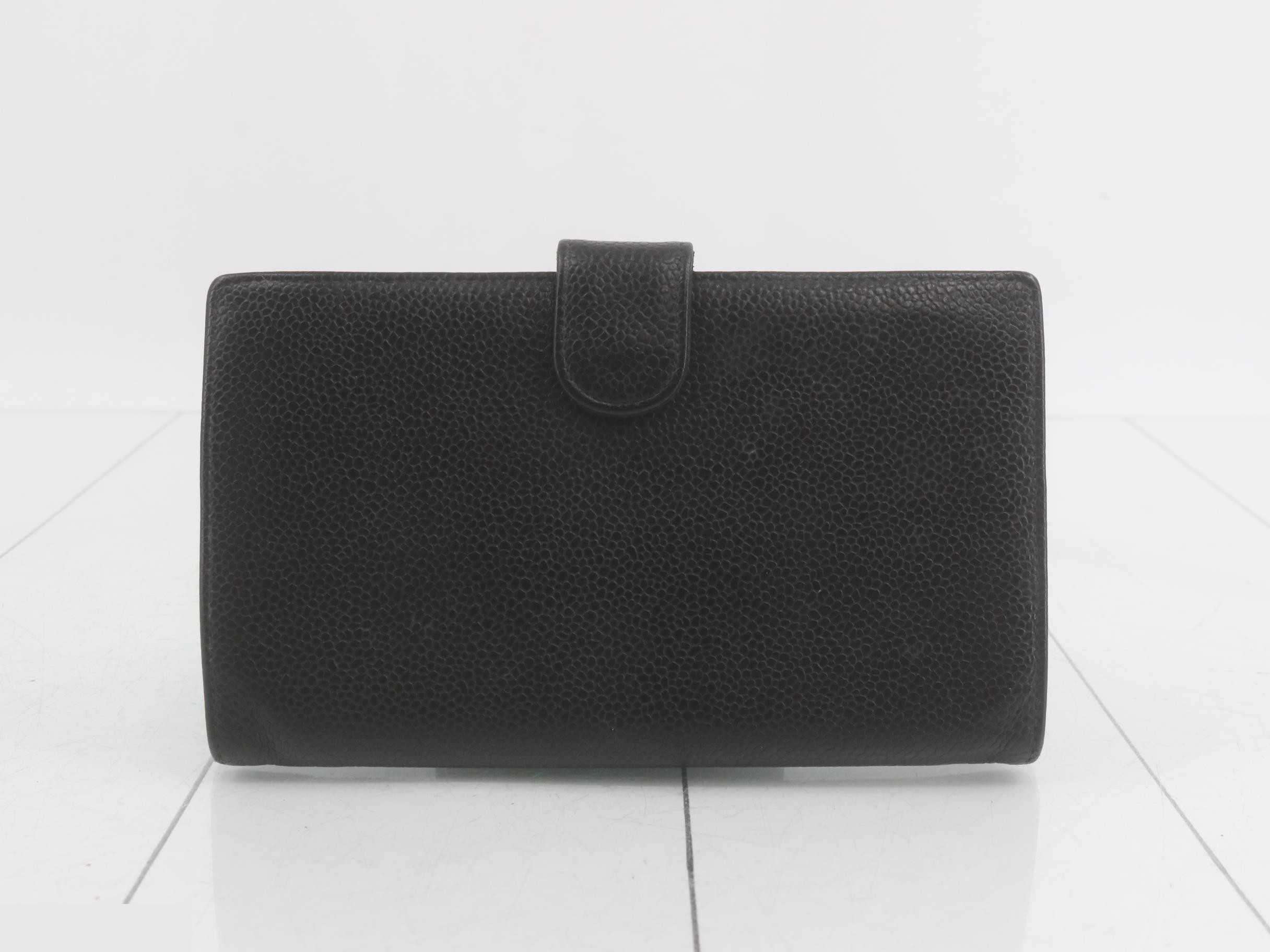 Long wallet_5651889 — view 2