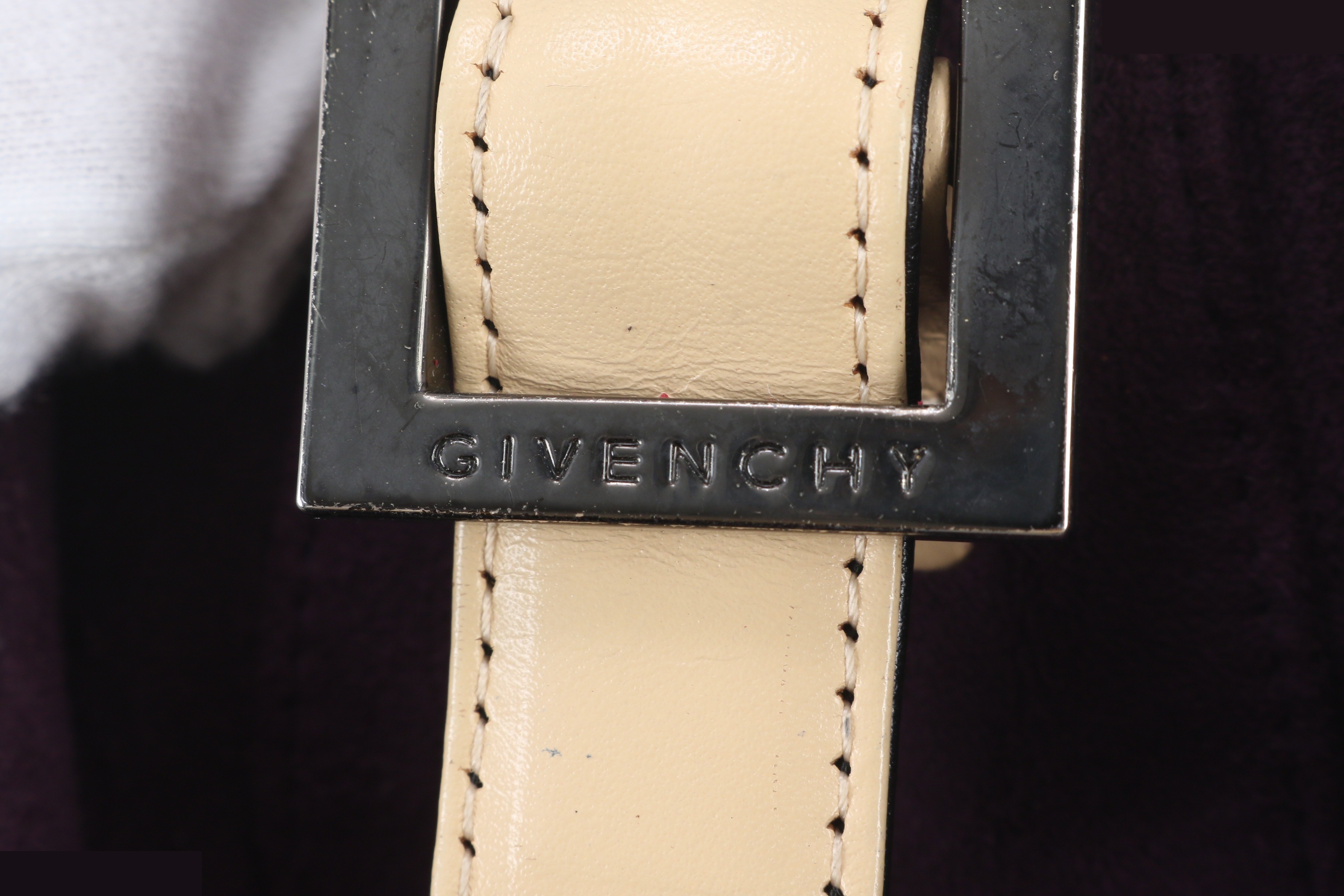 leather — view 8