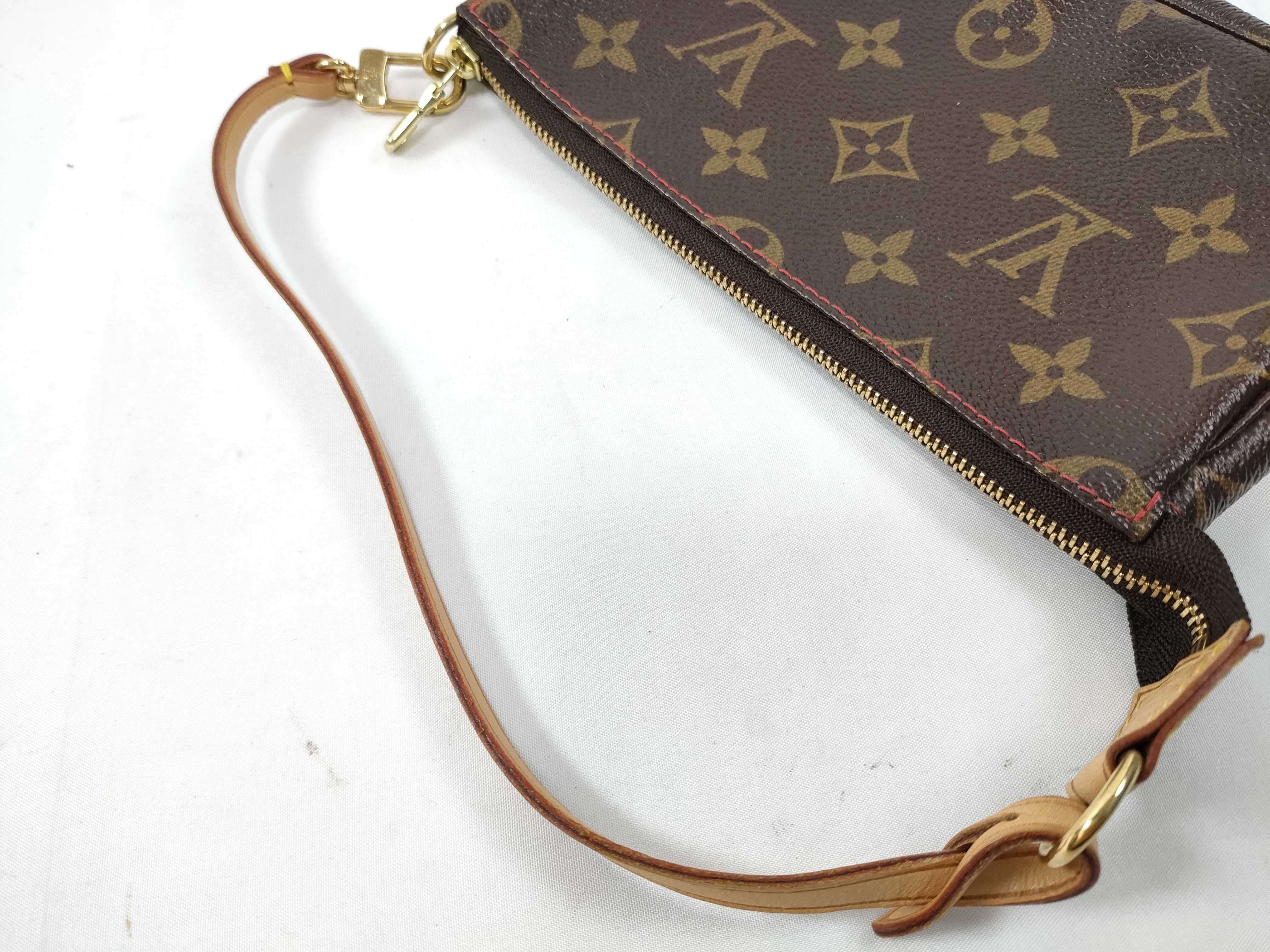 Monogram Vuitton Monogram Cherry Pochette Accessoires M95008 FL0015 Pouch — view 7