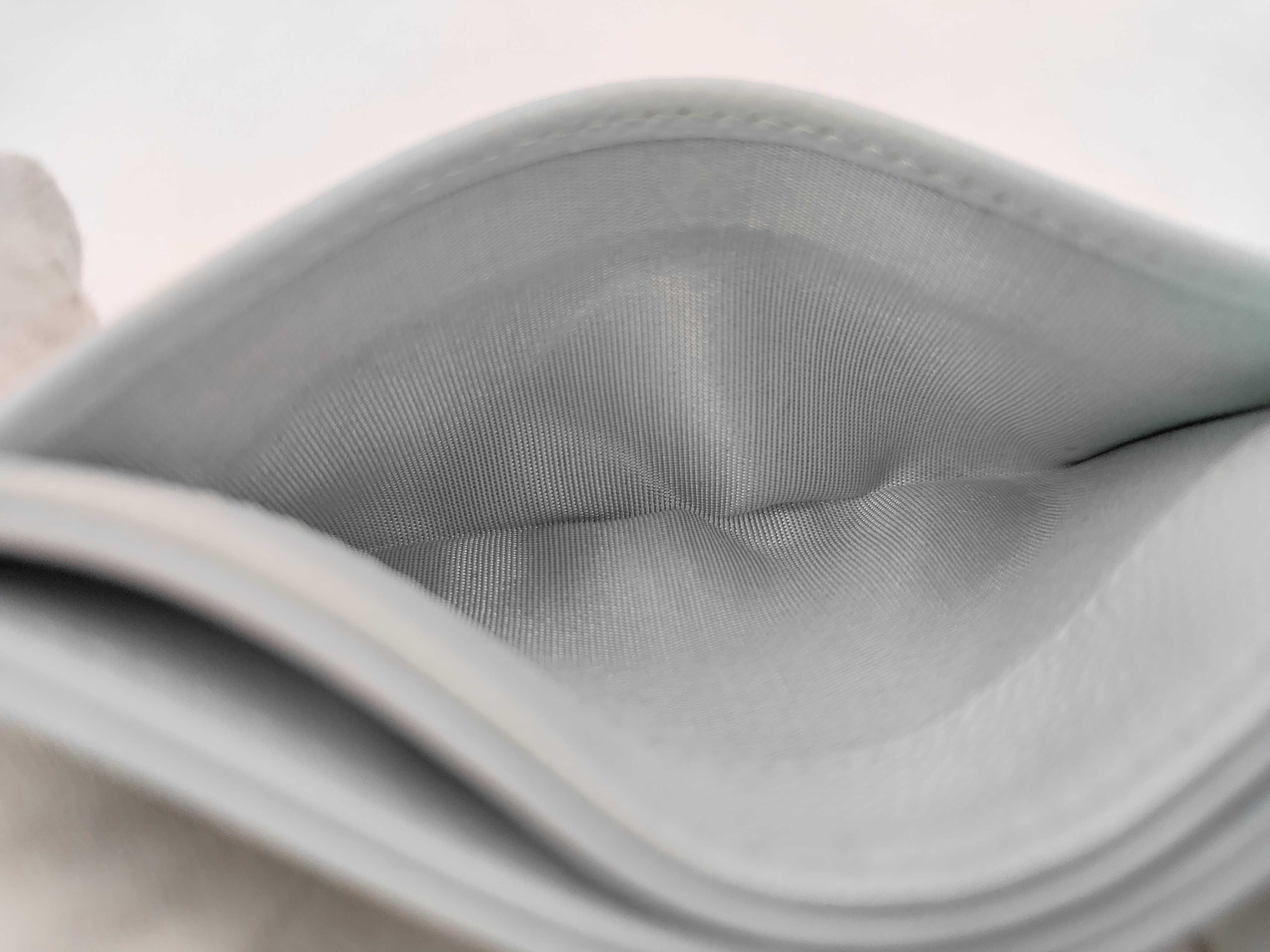 Card case — view 5