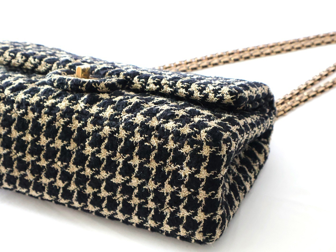 Tweed 25 Double Flap Double Chain Shoulder Bag — view 3